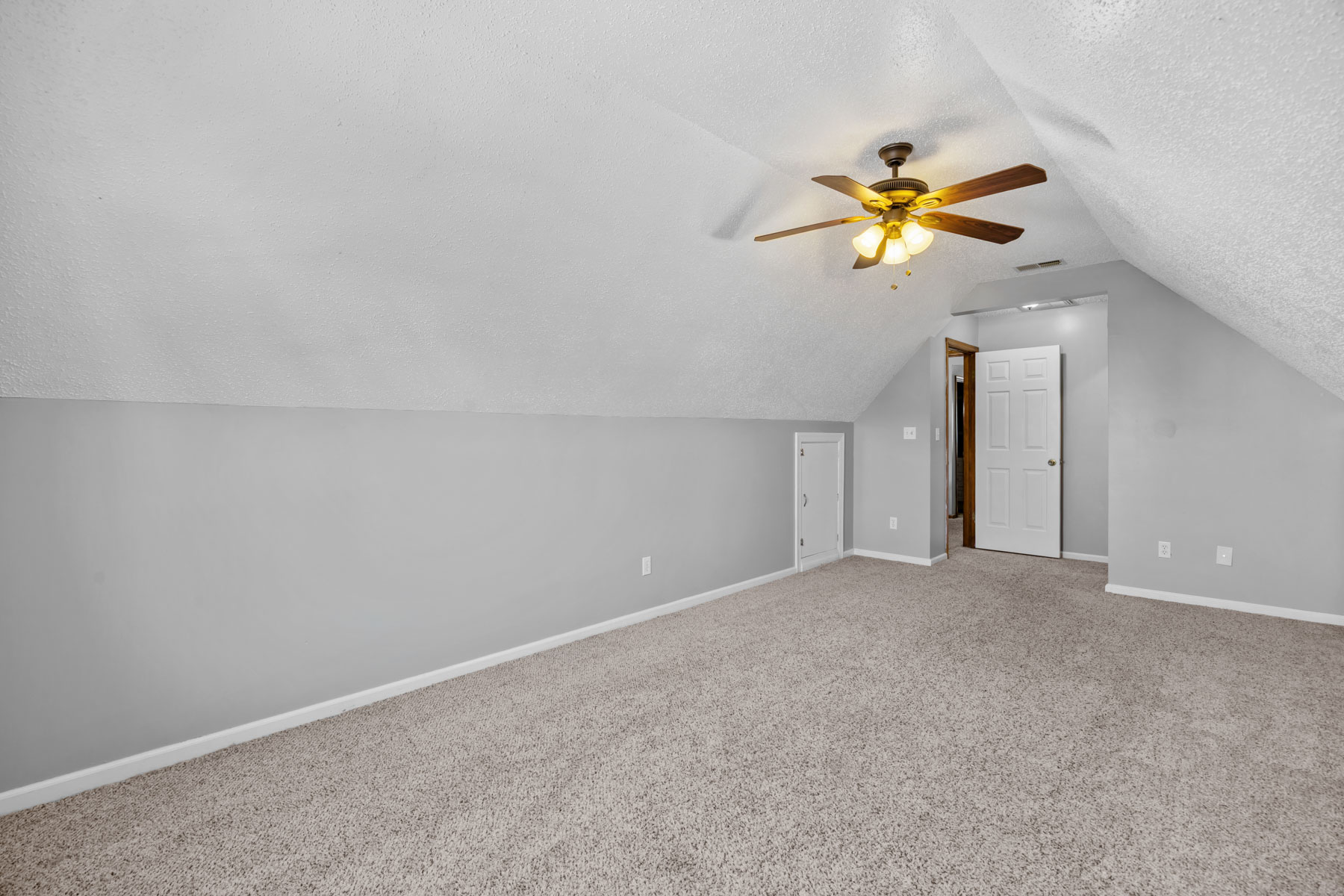  1041 Rolling Point Court, Virginia Beach, VA 23456 - 物件實景