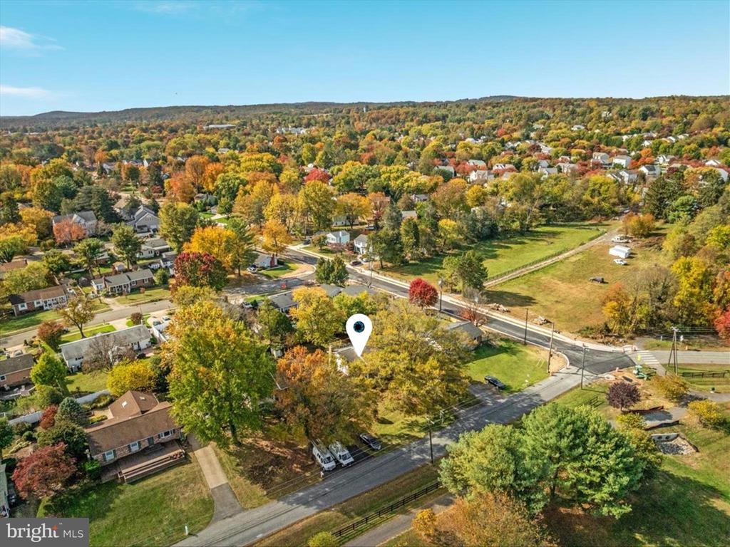 Leesburg, Virginia, 20176, United States, 6 Bedrooms Bedrooms, ,3 BathroomsBathrooms,Residential,For Sale,1979496