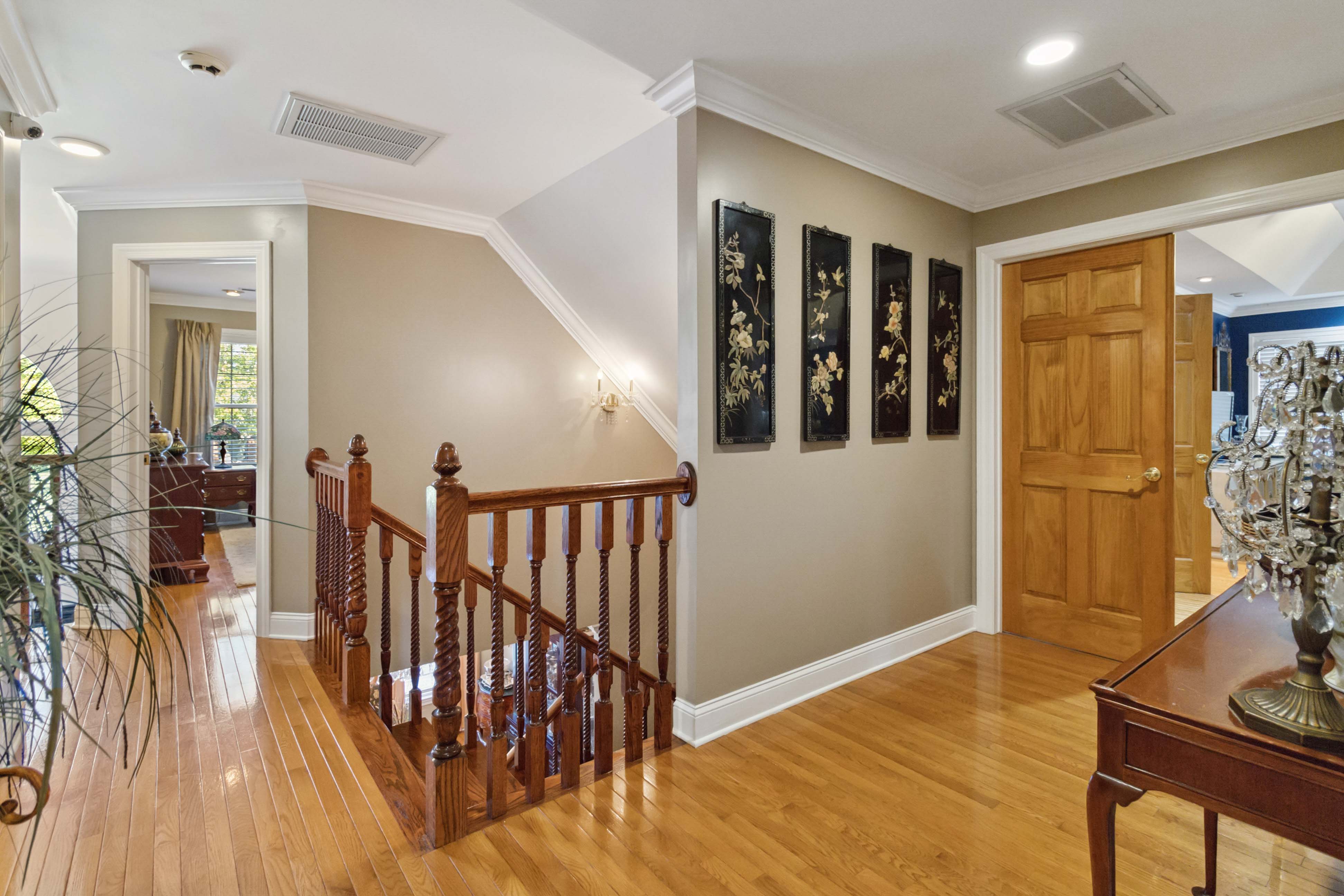 Corbin, Kentucky, 40701, United States, 10 Bedrooms Bedrooms, ,10 BathroomsBathrooms,Residential,For Sale,2045209
