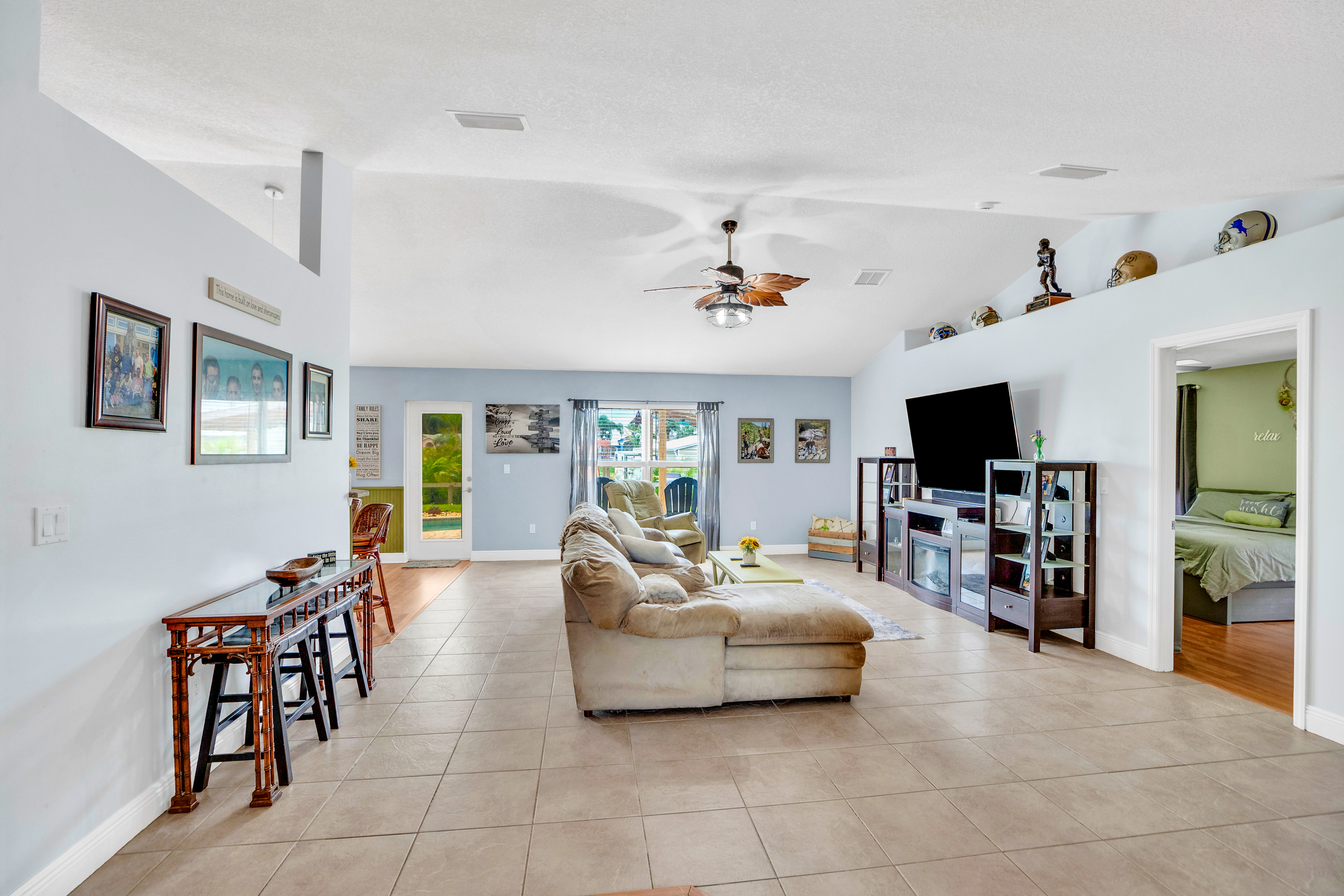  818 George Street, Sebastian, FL, 32958 - 物件實景
