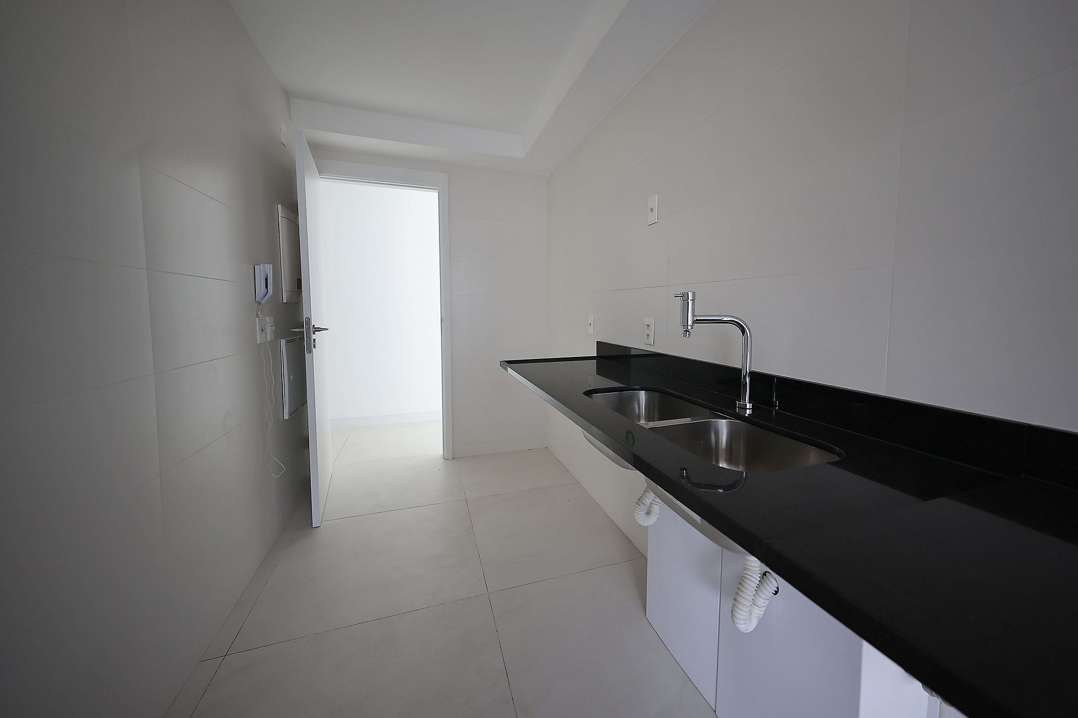  New apartment with three suites and high-end amenities - 物件實景