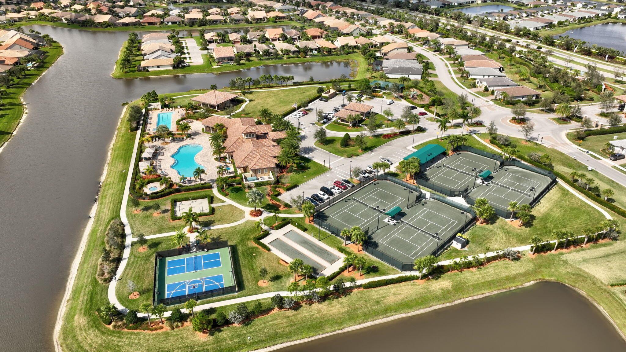 Port St Lucie, Florida, 34984, United States, 3 Bedrooms Bedrooms, ,3 BathroomsBathrooms,Residential,For Sale,1699190