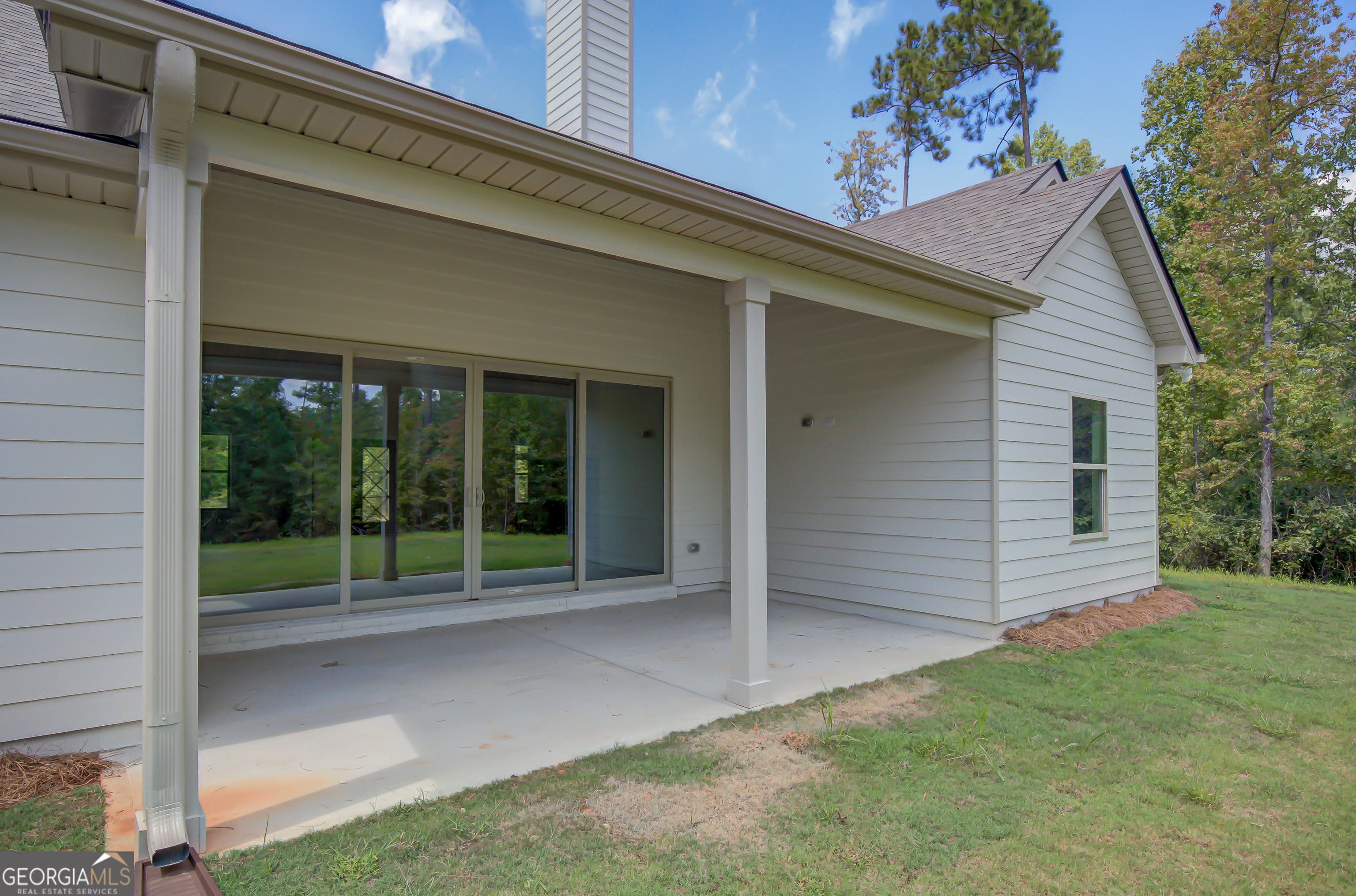 Senoia, Georgia, 30276, United States, 5 Bedrooms Bedrooms, ,4 BathroomsBathrooms,Residential,For Sale,1901806