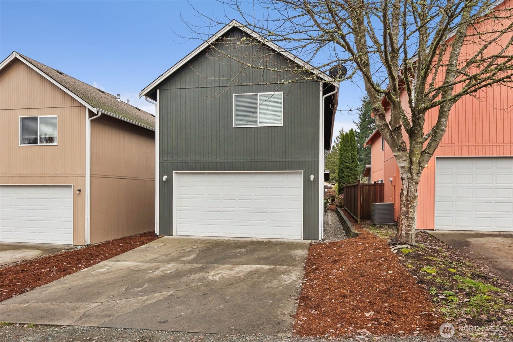 Olympia, Washington, 98502, United States, 3 Bedrooms Bedrooms, ,2 BathroomsBathrooms,Residential,For Sale,2002909