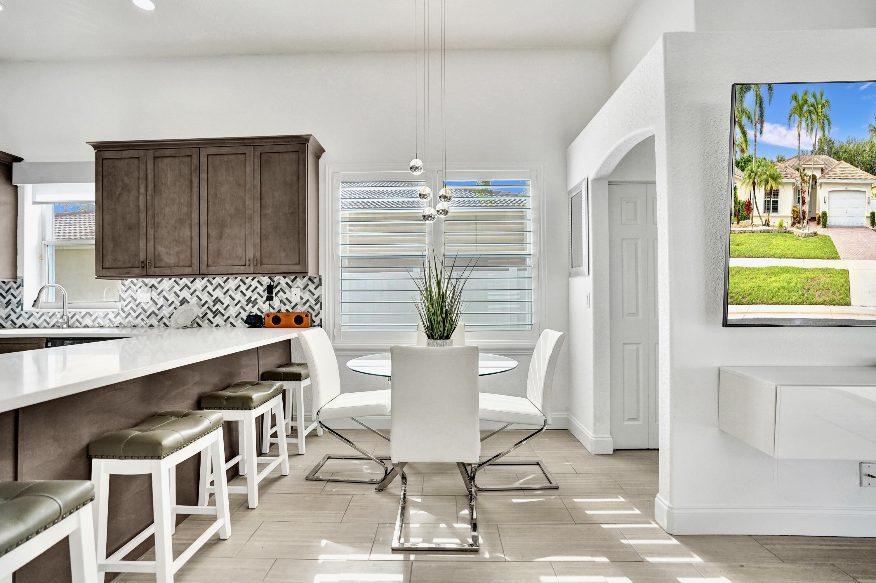Lake Worth, Florida, 33463, United States, 3 Bedrooms Bedrooms, ,3 BathroomsBathrooms,Residential,For Sale,1905874