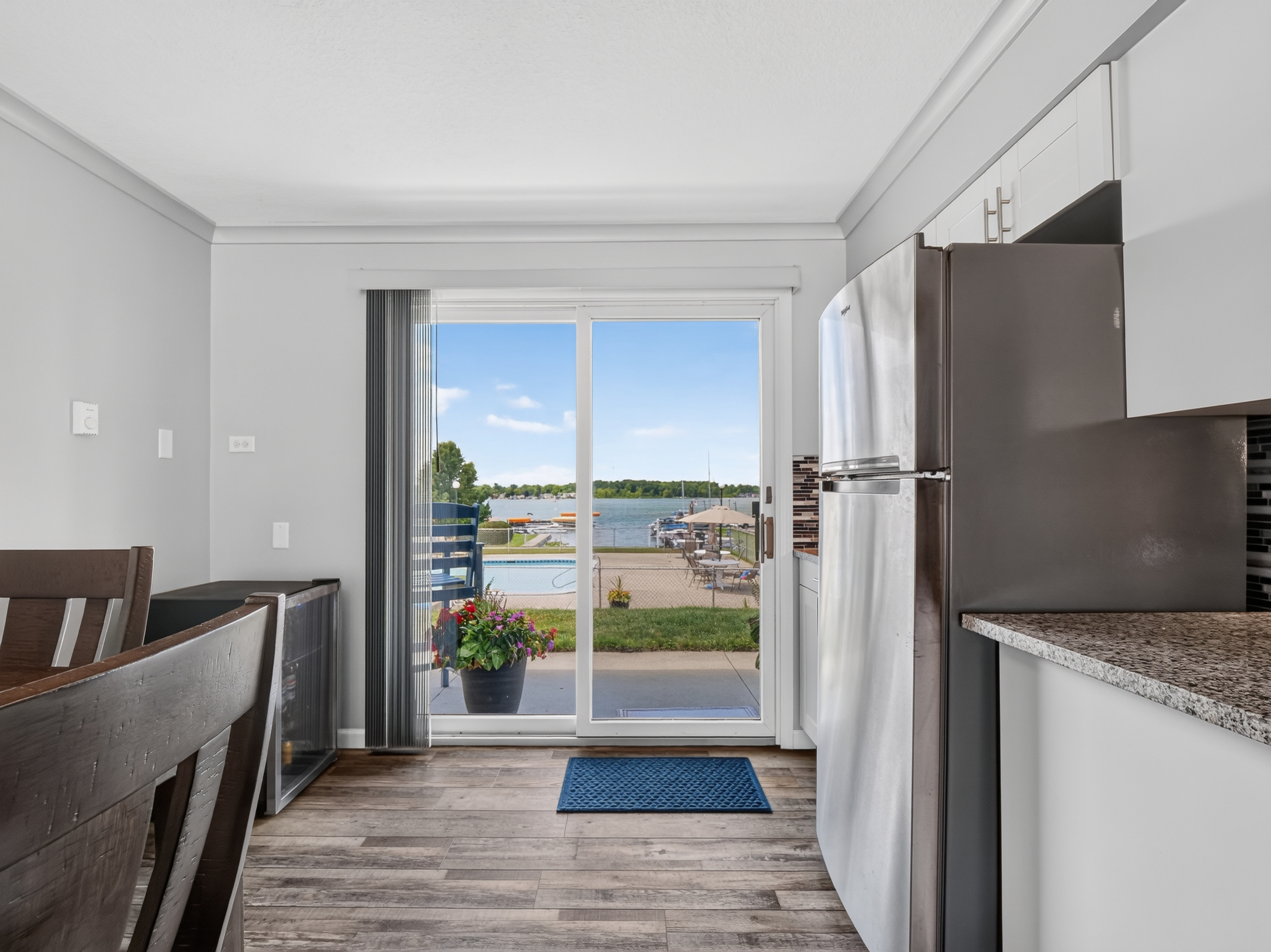  Affordable Lakefront Living on Lake Wawasee - 物件實景