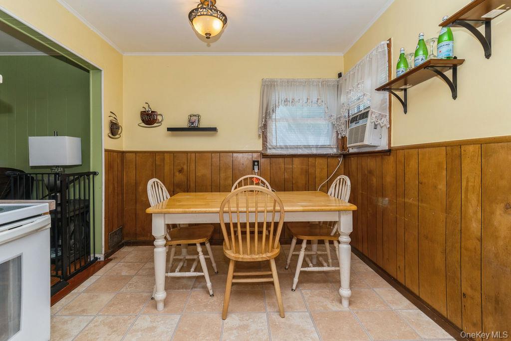 Elmont, New York, 11003, United States, 4 Bedrooms Bedrooms, ,1 BathroomBathrooms,Residential,For Sale,1938597