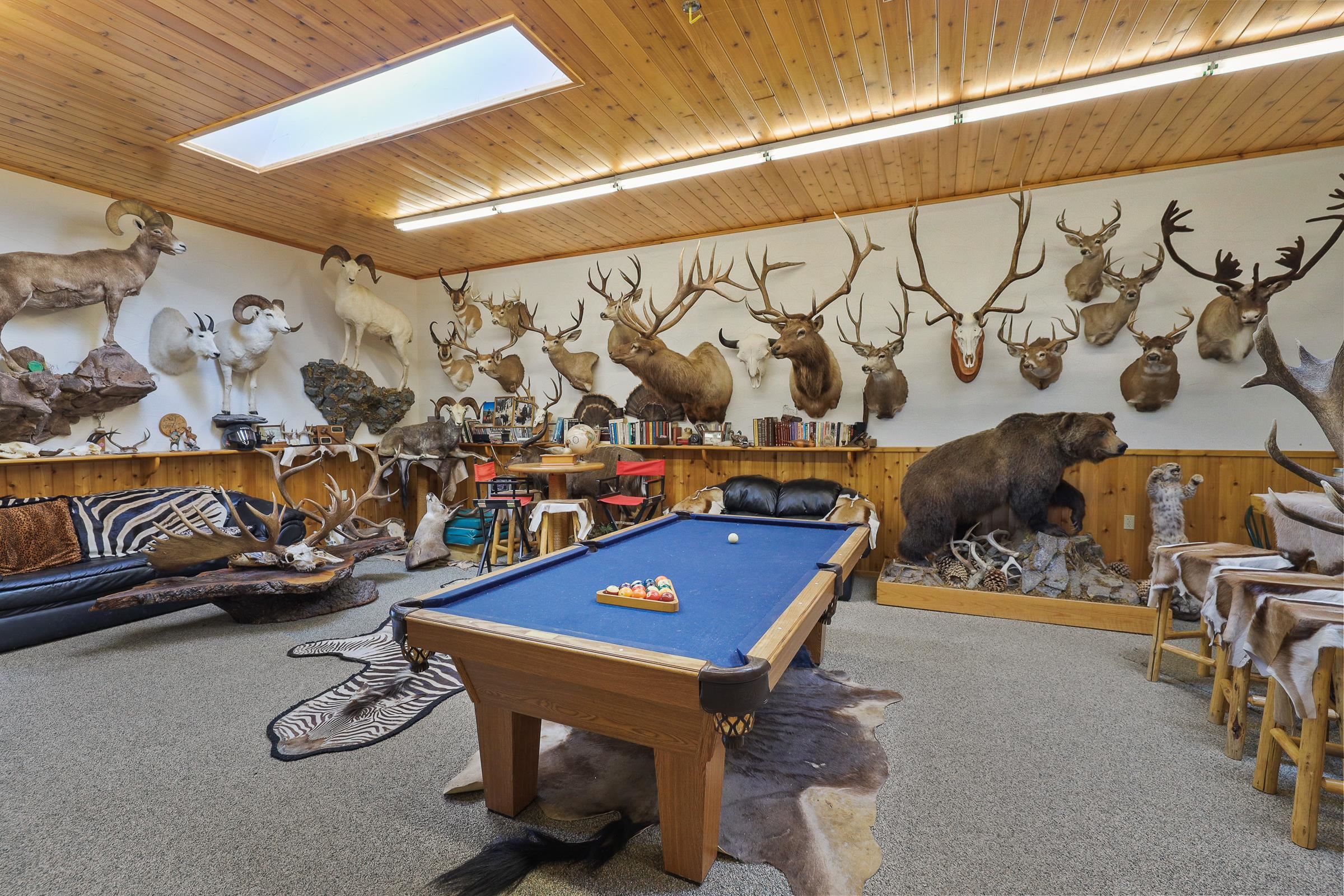 Mead, Washington, 99021, United States, 5 Bedrooms Bedrooms, ,5 BathroomsBathrooms,Residential,For Sale,1838740