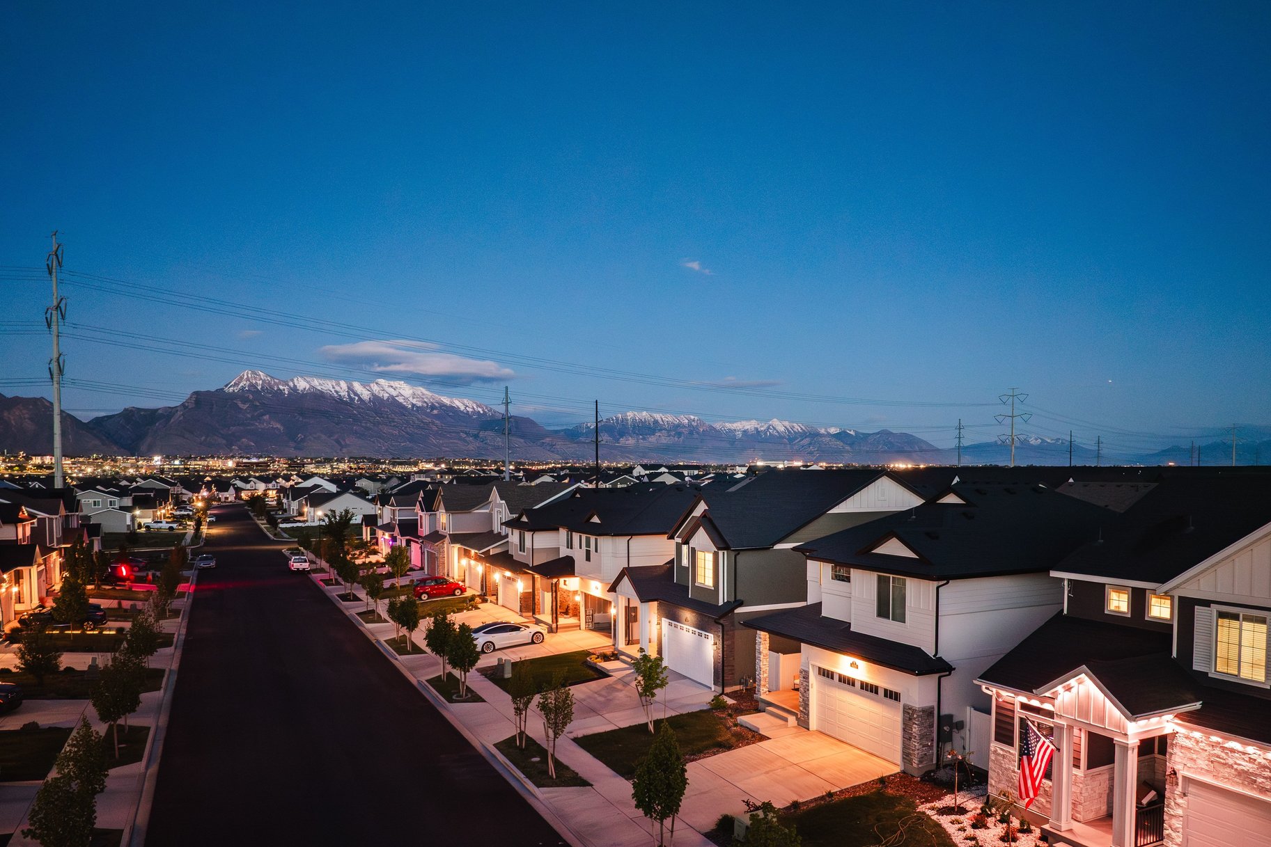  Fresh, Bright & Beautiful 2-Story Home - 物件實景