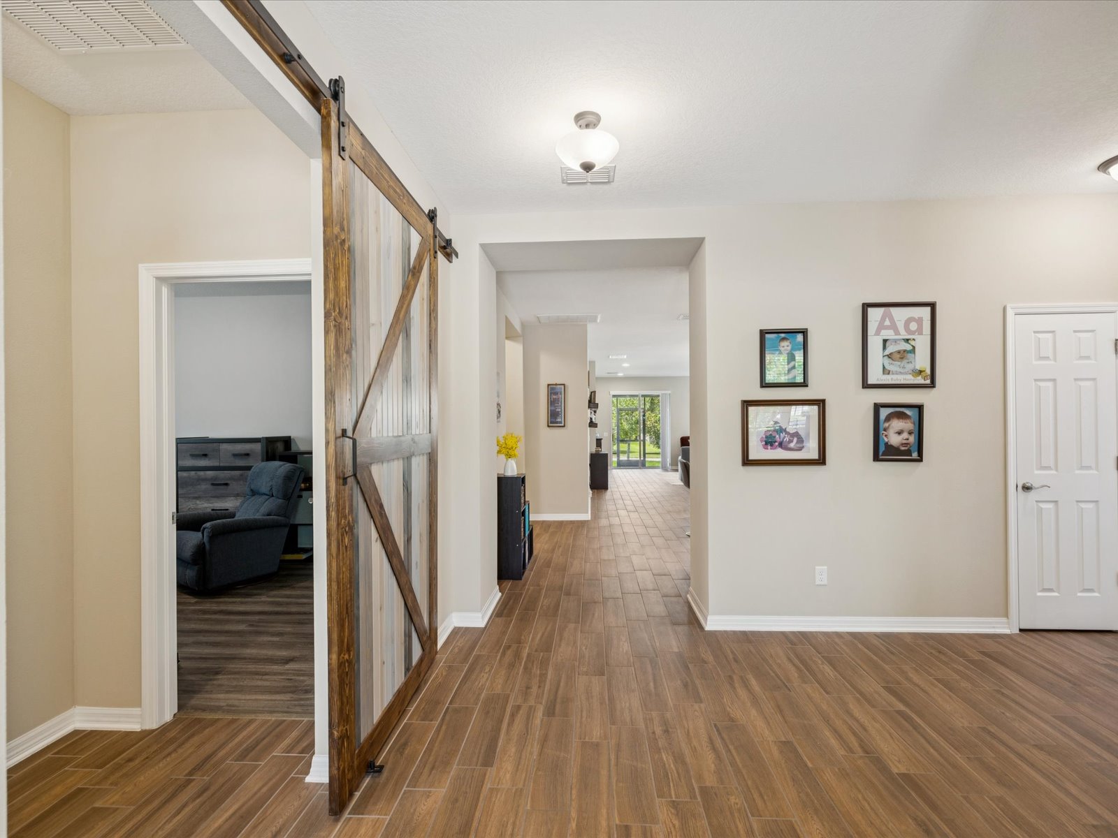 Odessa, Florida, 33556, United States, 3 Bedrooms Bedrooms, ,3 BathroomsBathrooms,Residential,For Sale,1868336