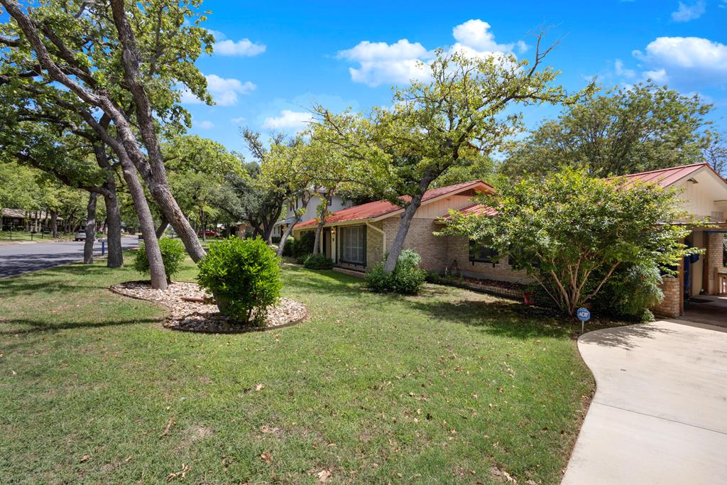 Fredericksburg, Texas, 78624, United States, 4 Bedrooms Bedrooms, ,2 BathroomsBathrooms,Residential,For Sale,2005088