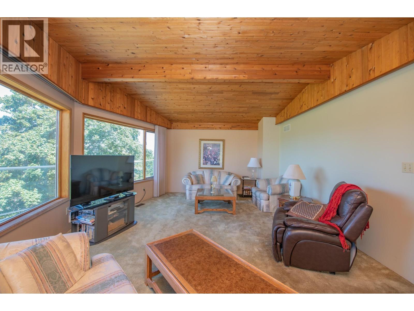 VERNON, British Columbia, V1B 3J4, CA, 2 Bedrooms Bedrooms, ,2 BathroomsBathrooms,Residential,For Sale,1947120