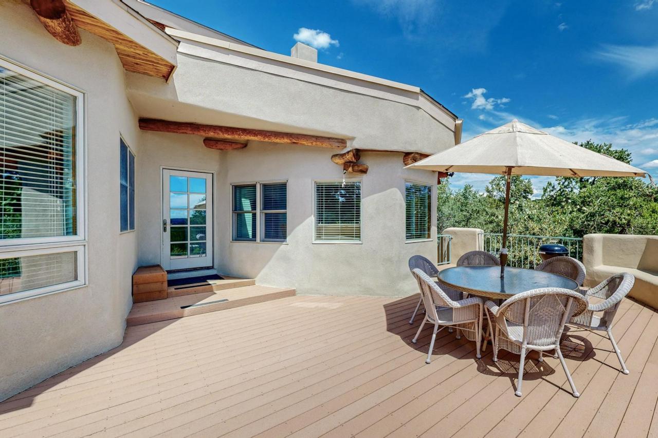 30 Apache Creek, Santa Fe, New Mexico, 87505, United States, 5 Bedrooms Bedrooms, ,4 BathroomsBathrooms,Residential,For Sale,30 Apache Creek,1591905