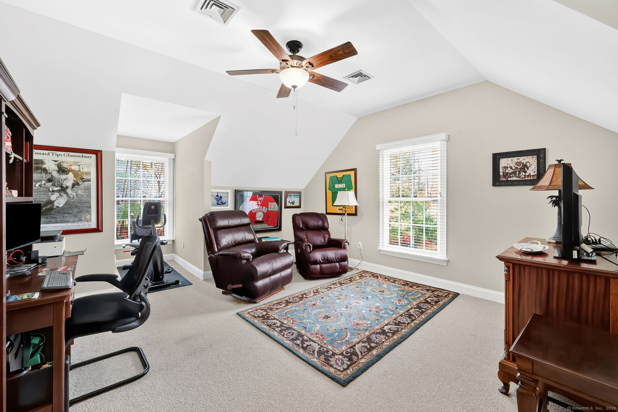 Granby, Connecticut, 06090, United States, 4 Bedrooms Bedrooms, ,3 BathroomsBathrooms,Residential,For Sale,1988938