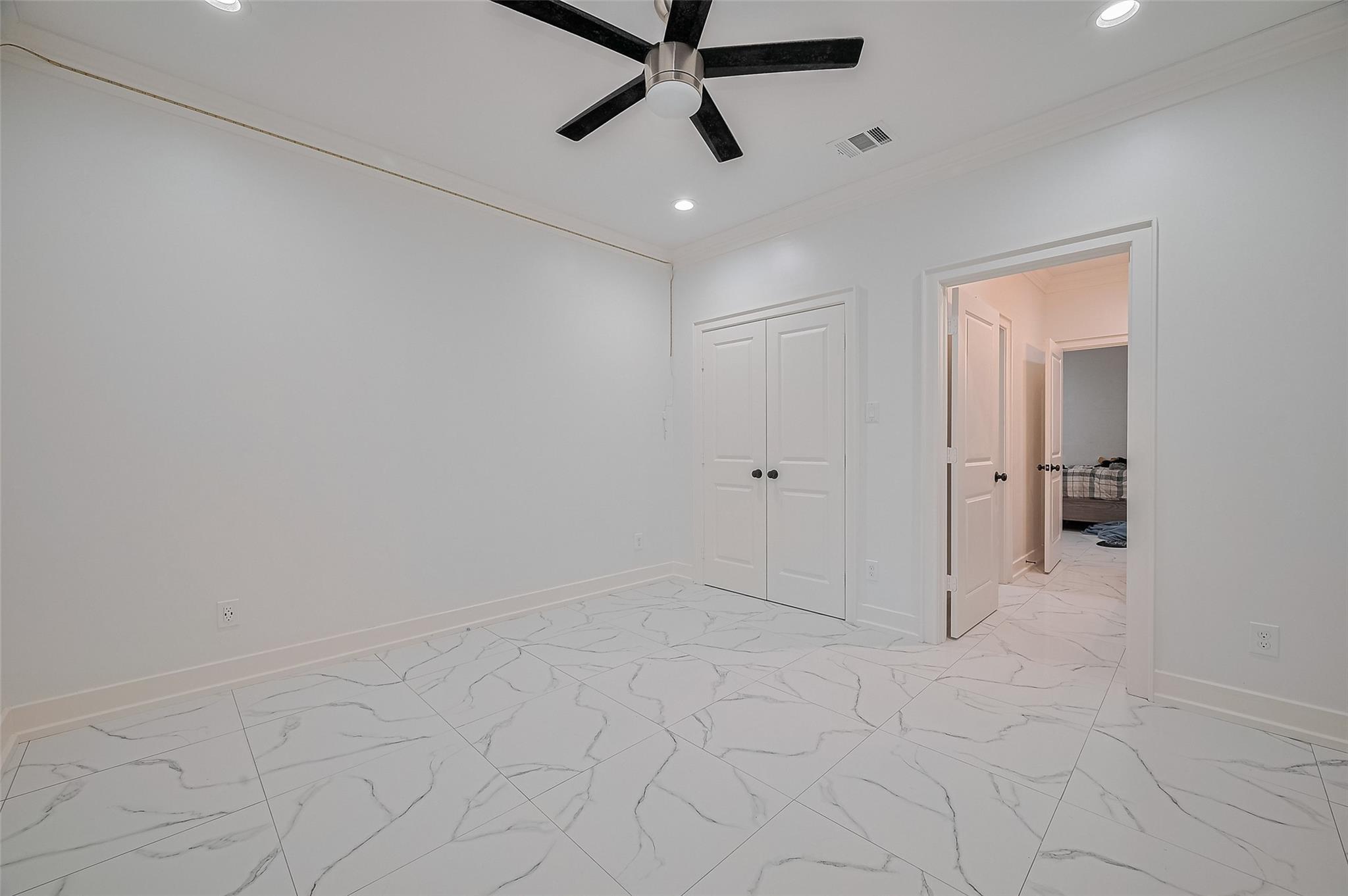 Houston, Texas, 77088, United States, 5 Bedrooms Bedrooms, ,5 BathroomsBathrooms,Residential,For Sale,1974998