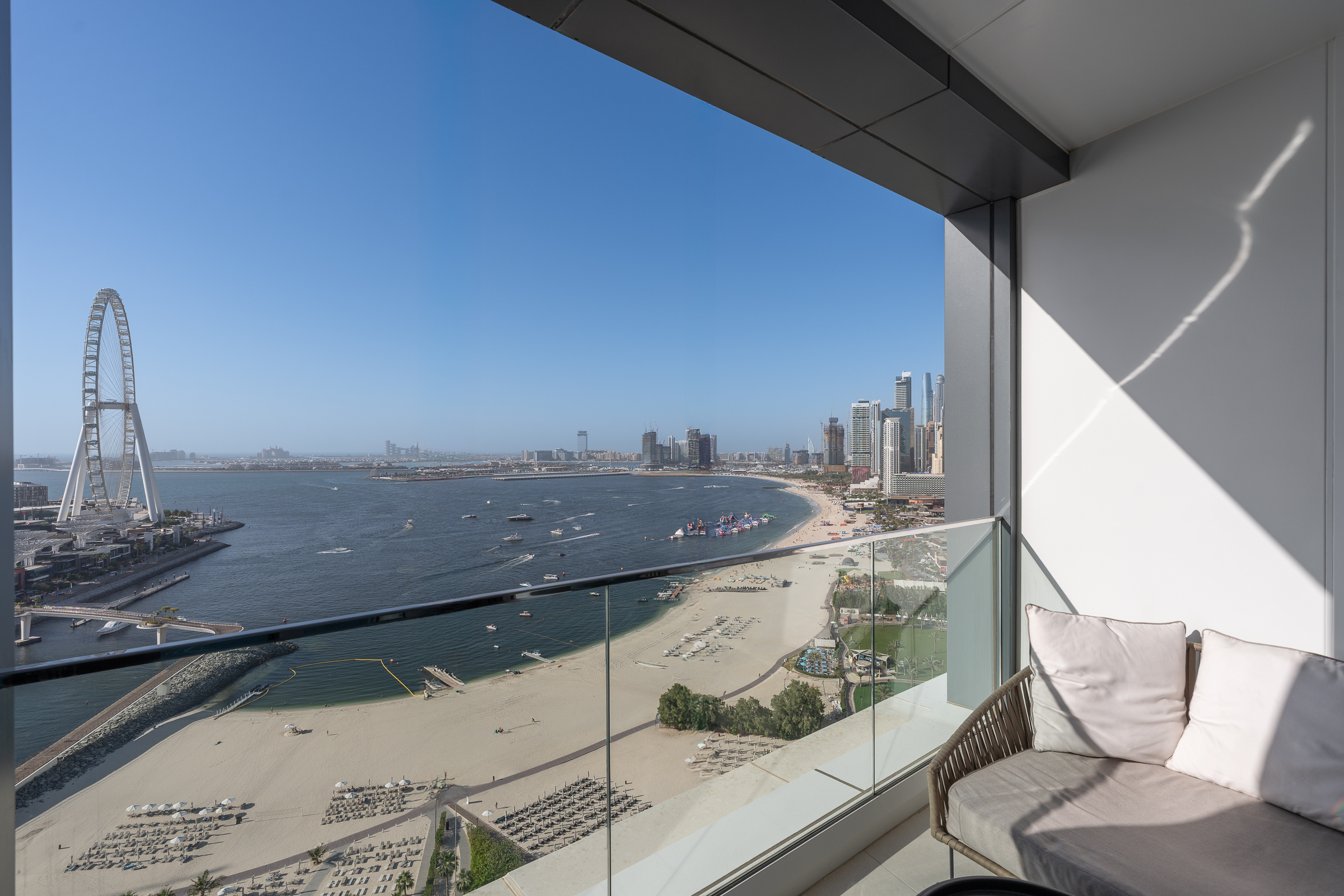  Fully-Serviced Branded Home With Sea Views in JBR - 物件實景