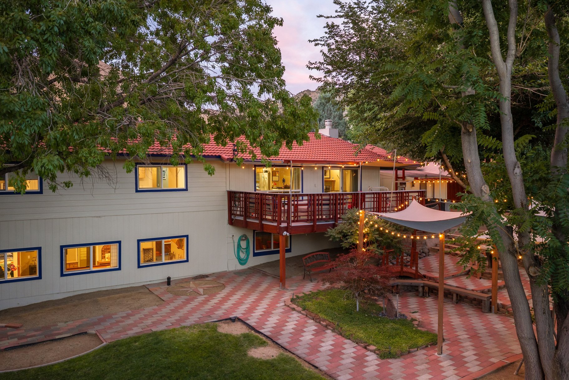  exceptional residence in a neighborhood where  homes seldom become available - 物件實景