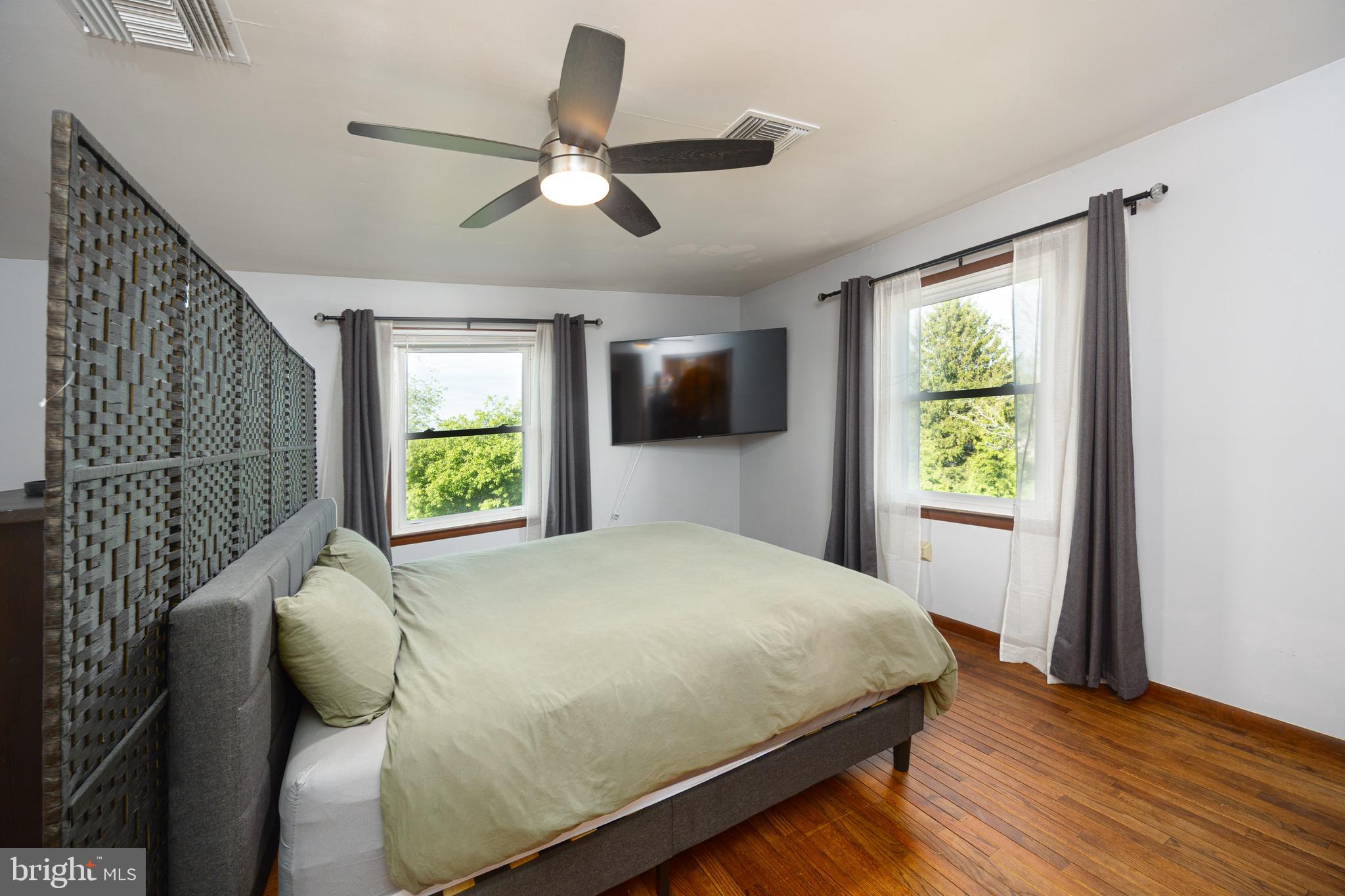 Fogelsville, Pennsylvania, 18051, United States, 4 Bedrooms Bedrooms, ,4 BathroomsBathrooms,Residential,For Sale,1827755