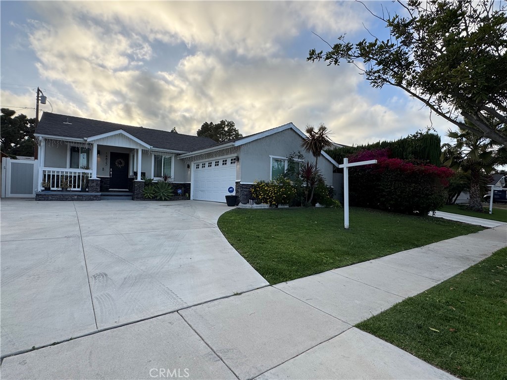 Hawthorne, California, 90250, United States, 4 Bedrooms Bedrooms, ,3 BathroomsBathrooms,Residential,For Sale,1798338