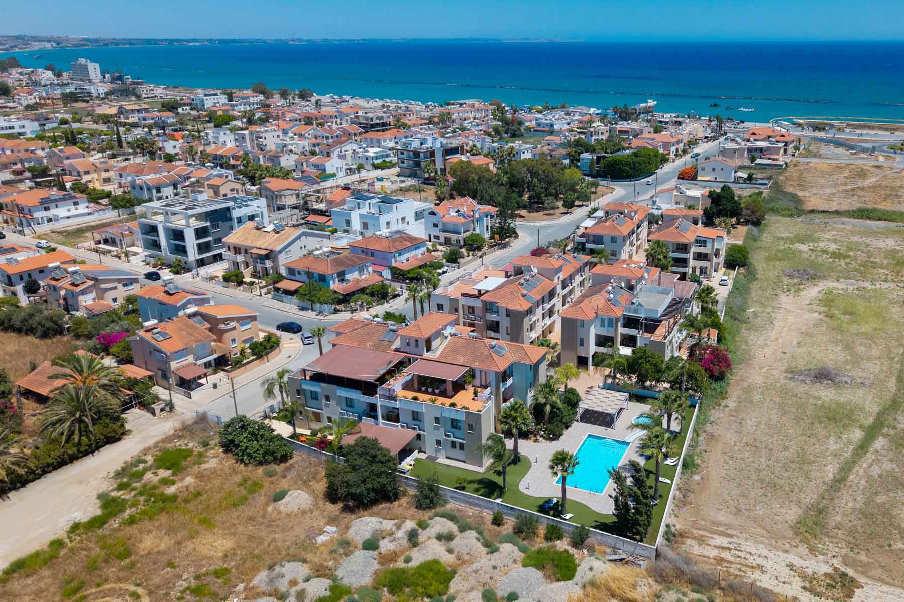  Two Bedroom Apartment Steps from the Sea in Livadia - 物件實景