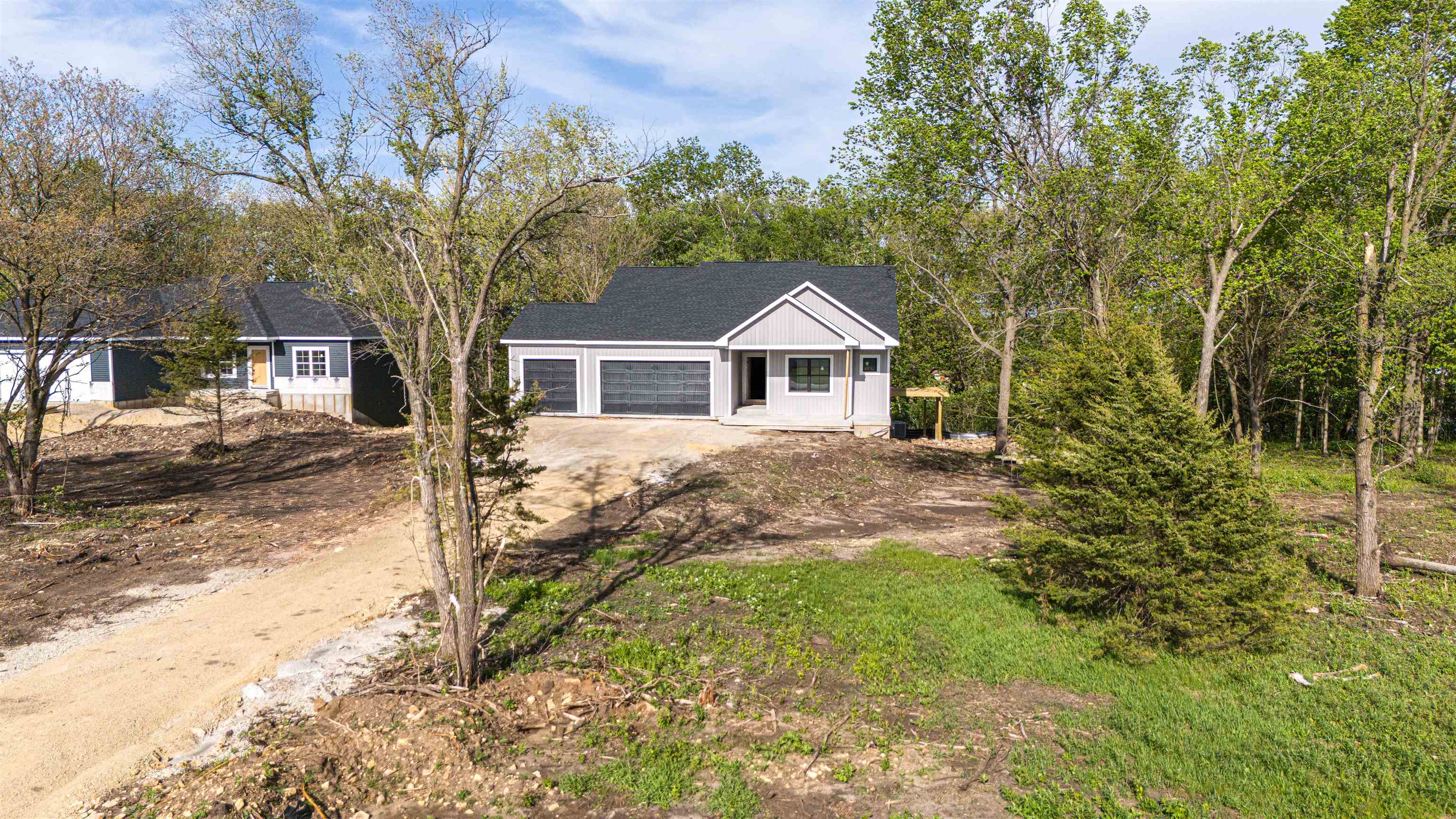Beloit, Wisconsin, 53511, United States, 3 Bedrooms Bedrooms, ,2 BathroomsBathrooms,Residential,For Sale,2017725