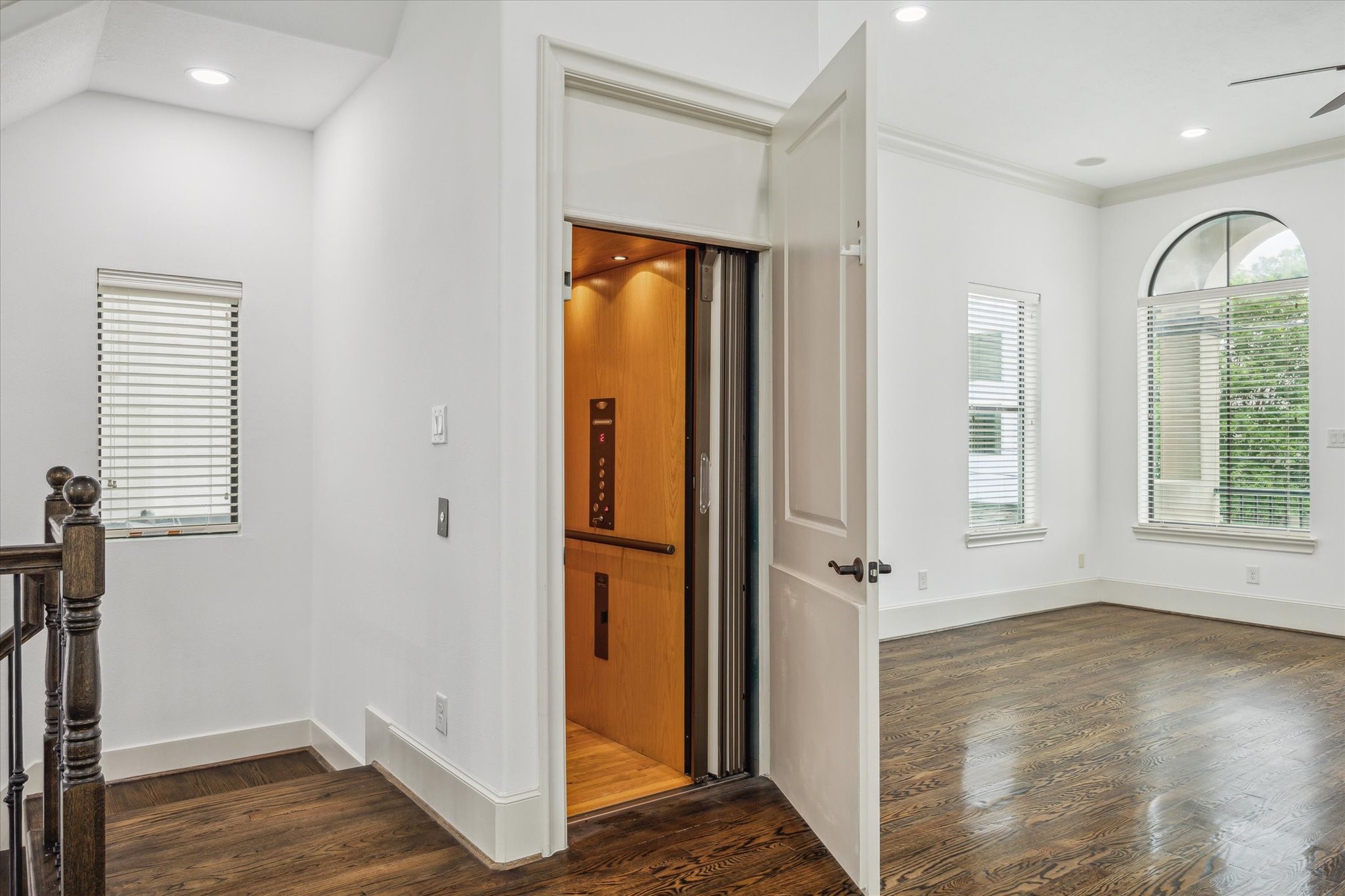  5411 Gibson Street - 物件實景