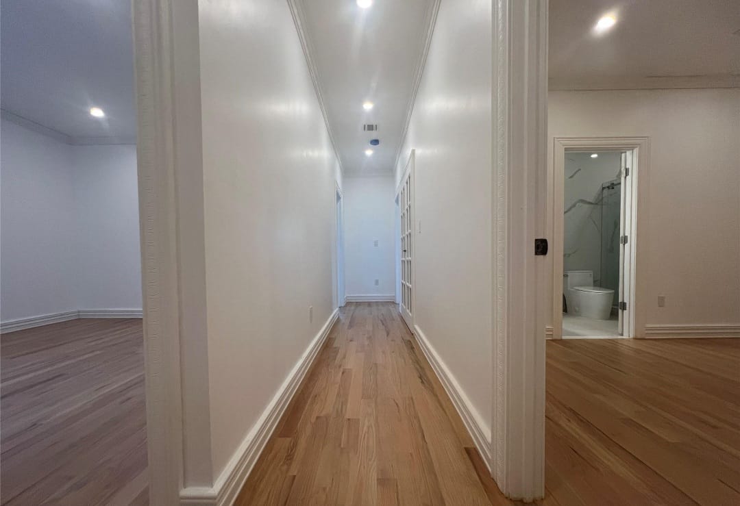 Little Ferry, New Jersey, 07643, United States, 5 Bedrooms Bedrooms, ,4 BathroomsBathrooms,Residential,For Sale,1980185