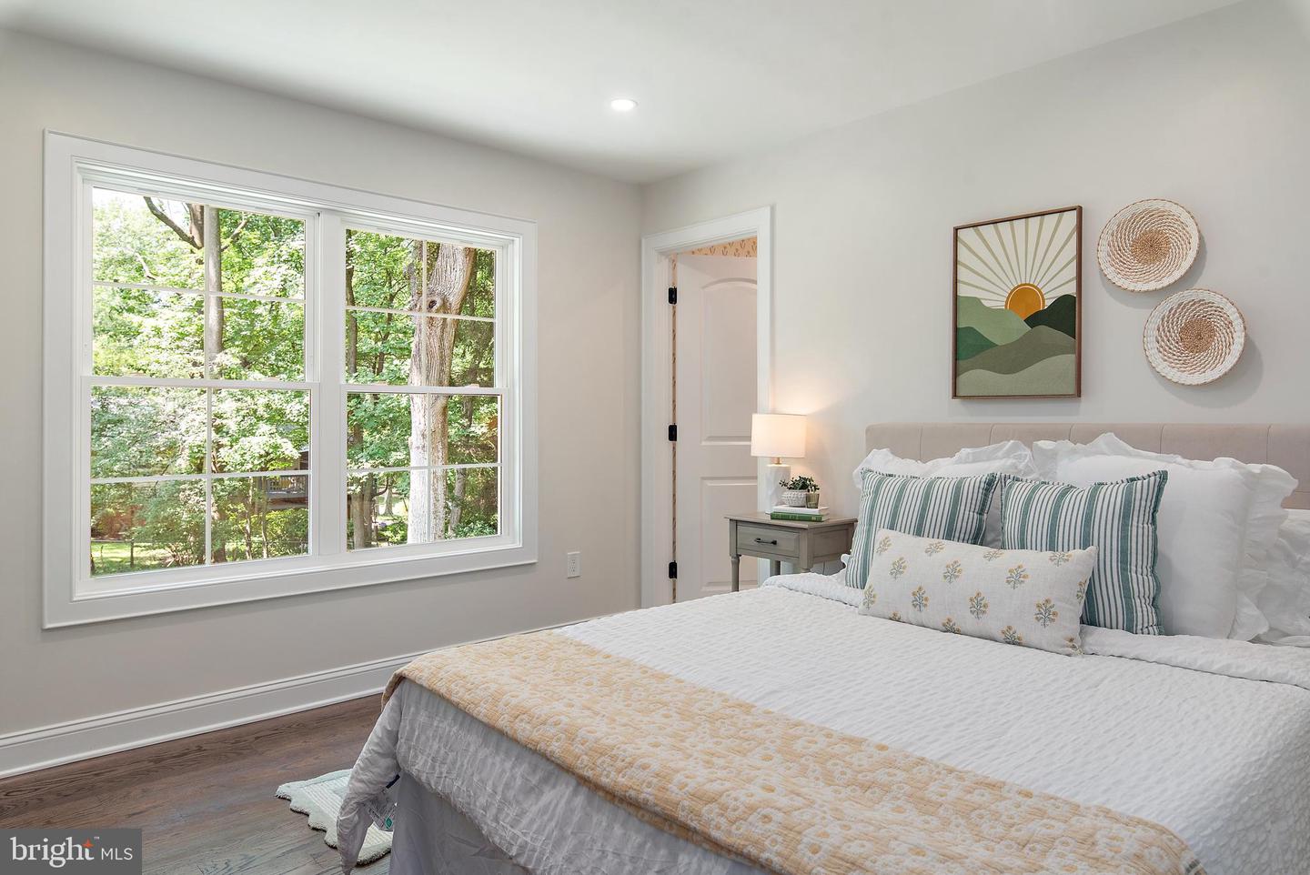 Annapolis, Maryland, 21403, United States, 4 Bedrooms Bedrooms, ,5 BathroomsBathrooms,Residential,For Sale,1900943
