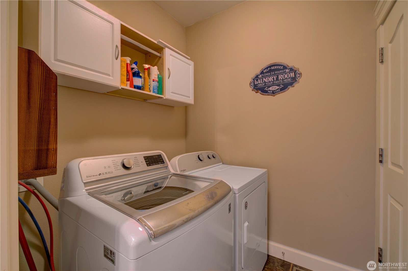 Long Beach, Washington, 98631, United States, 3 Bedrooms Bedrooms, ,4 BathroomsBathrooms,Residential,For Sale,1937572