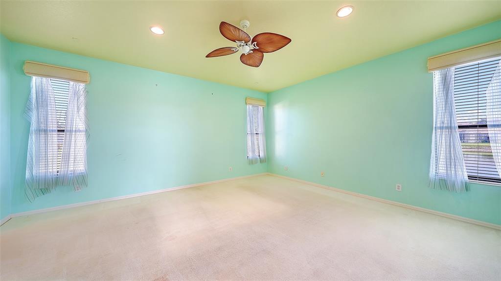 Sarasota, Florida, 34243, United States, 3 Bedrooms Bedrooms, ,2 BathroomsBathrooms,Residential,For Sale,1998856