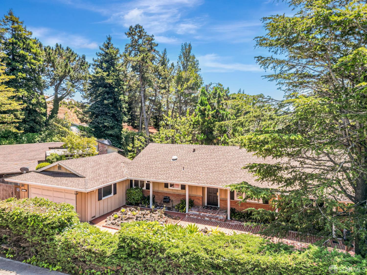 San Mateo, California, 94402, United States, 3 Bedrooms Bedrooms, ,3 BathroomsBathrooms,Residential,For Sale,1895374