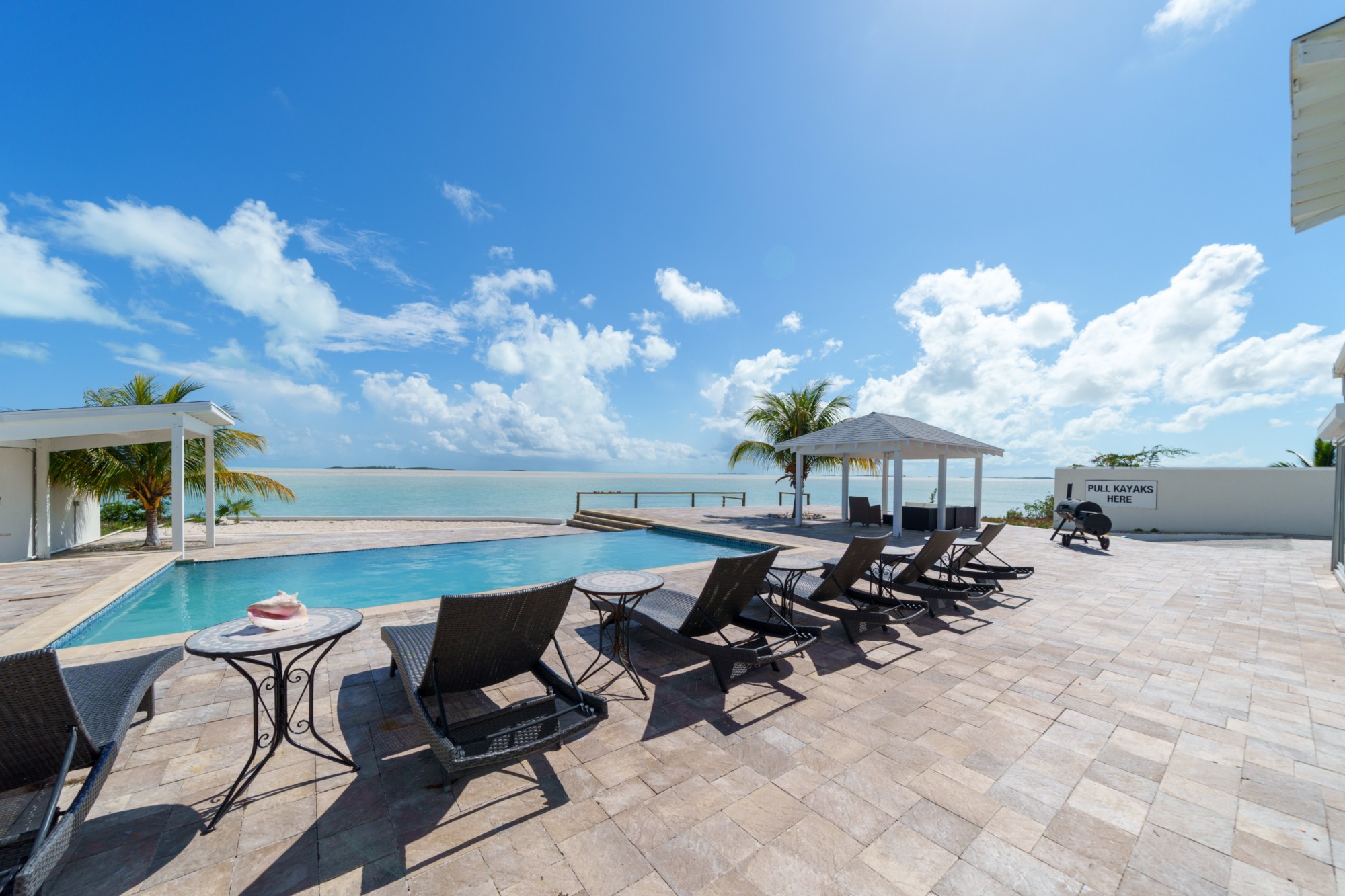  Oceanfront Luxury Redefined - 物件實景