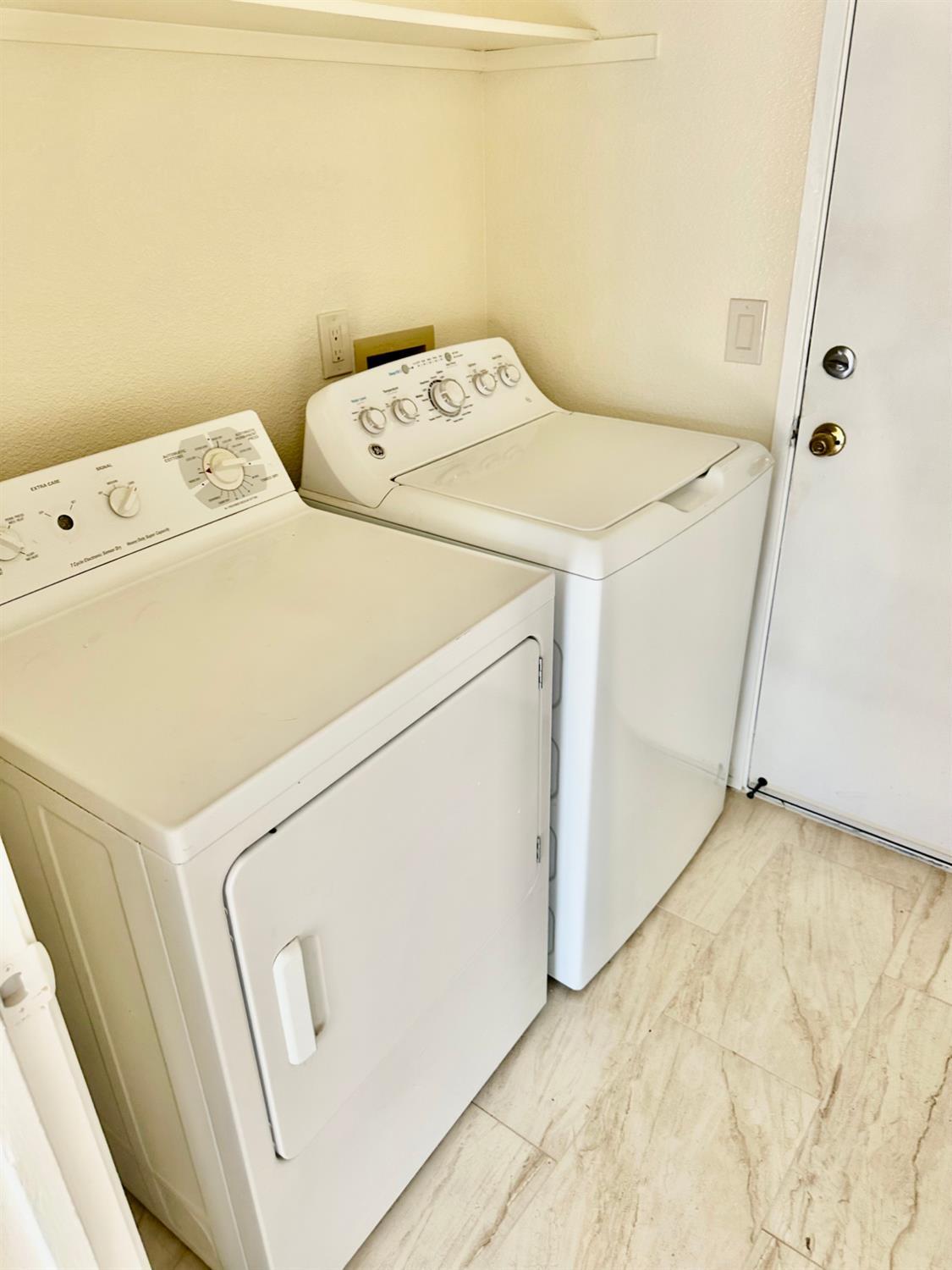 Stockton, California, 95206, United States, 3 Bedrooms Bedrooms, ,3 BathroomsBathrooms,Residential,For Sale,1889738