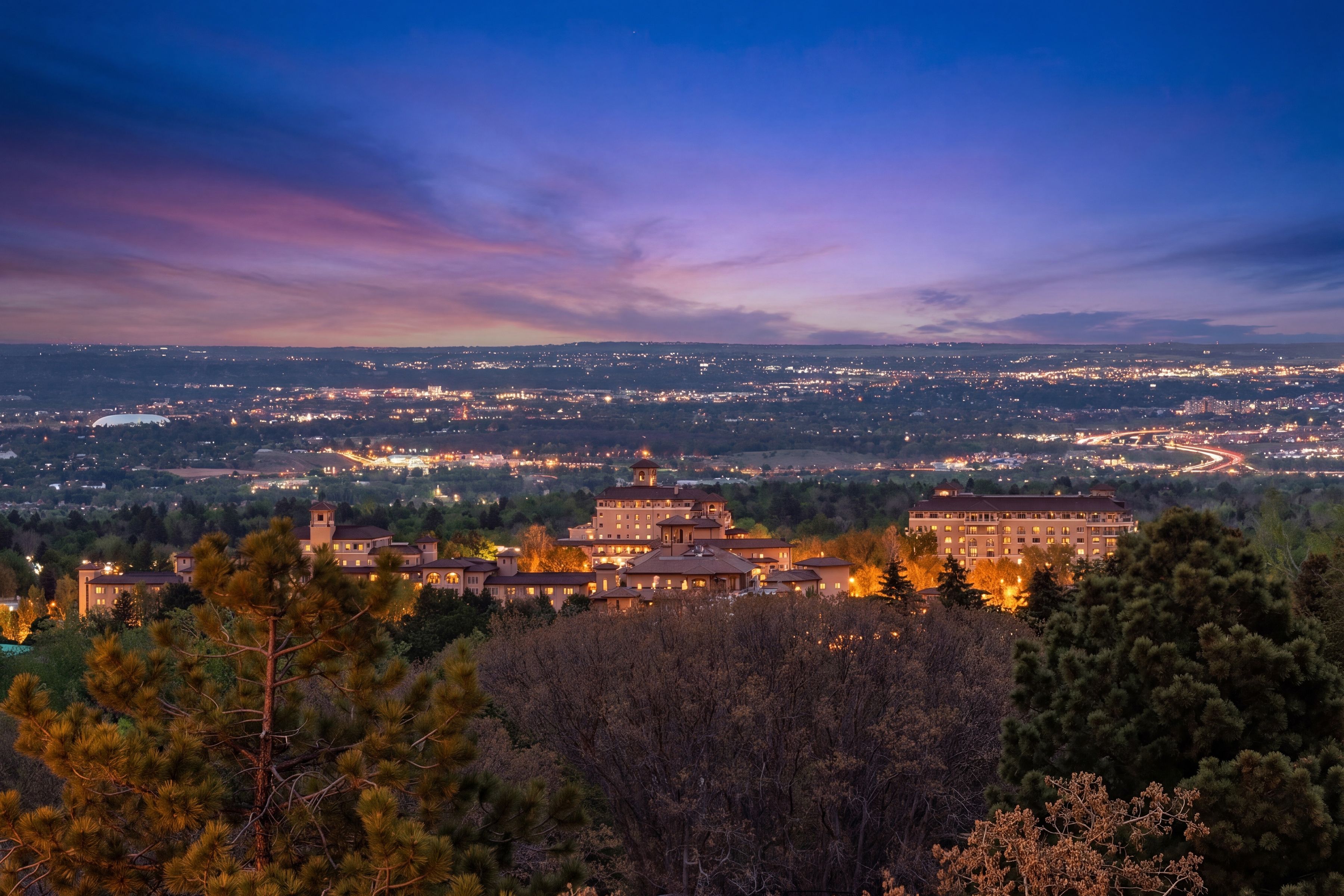  Broadmoor Heights Luxury with Iconic Views - 物件實景