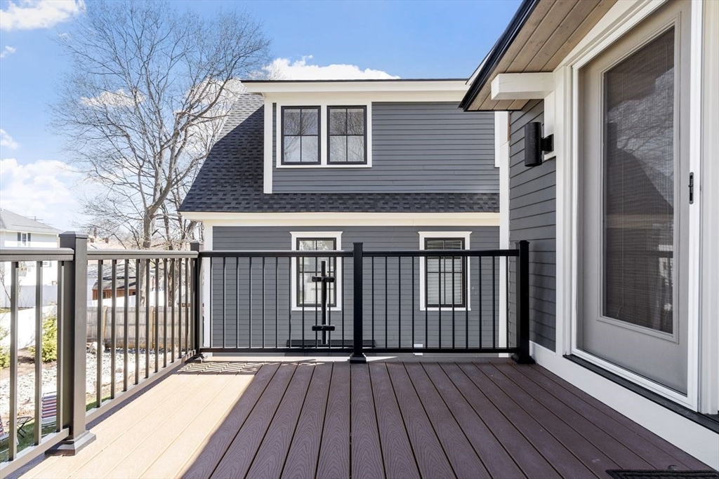 Amesbury, Massachusetts, 01913, United States, 2 Bedrooms Bedrooms, ,2 BathroomsBathrooms,Residential,For Sale,2049079