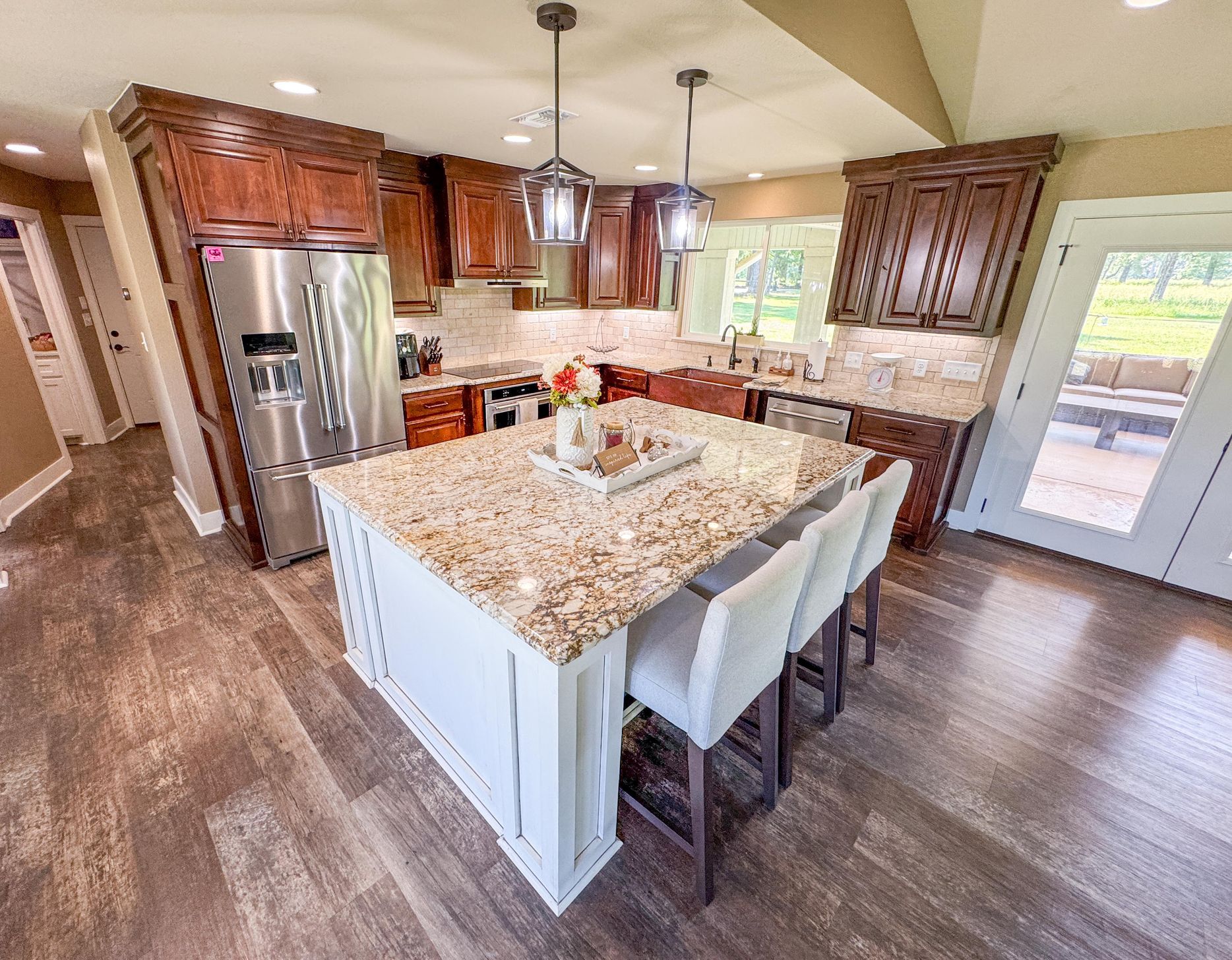 Douglassville, Texas, 75560, United States, 4 Bedrooms Bedrooms, ,3 BathroomsBathrooms,Residential,For Sale,1914297