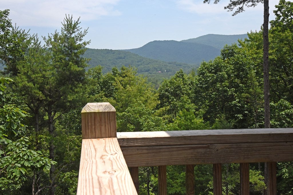 Blue Ridge, Georgia, 30513, United States, 3 Bedrooms Bedrooms, ,2 BathroomsBathrooms,Residential,For Sale,1859730