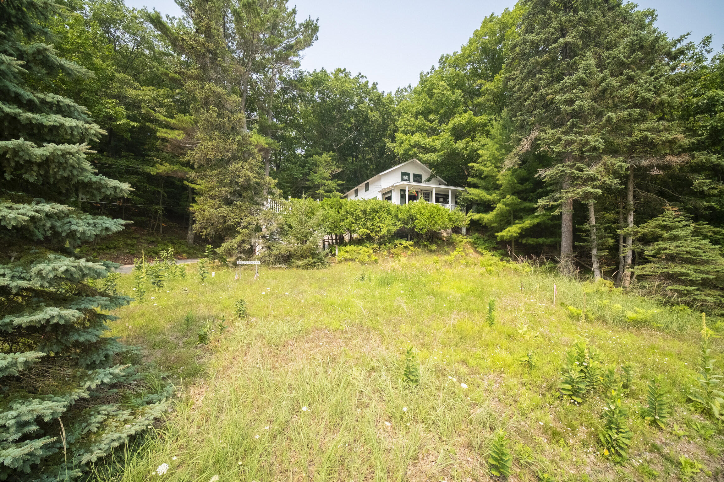 Onekama, Michigan, 49675, United States, 3 Bedrooms Bedrooms, ,3 BathroomsBathrooms,Residential,For Sale,1914171