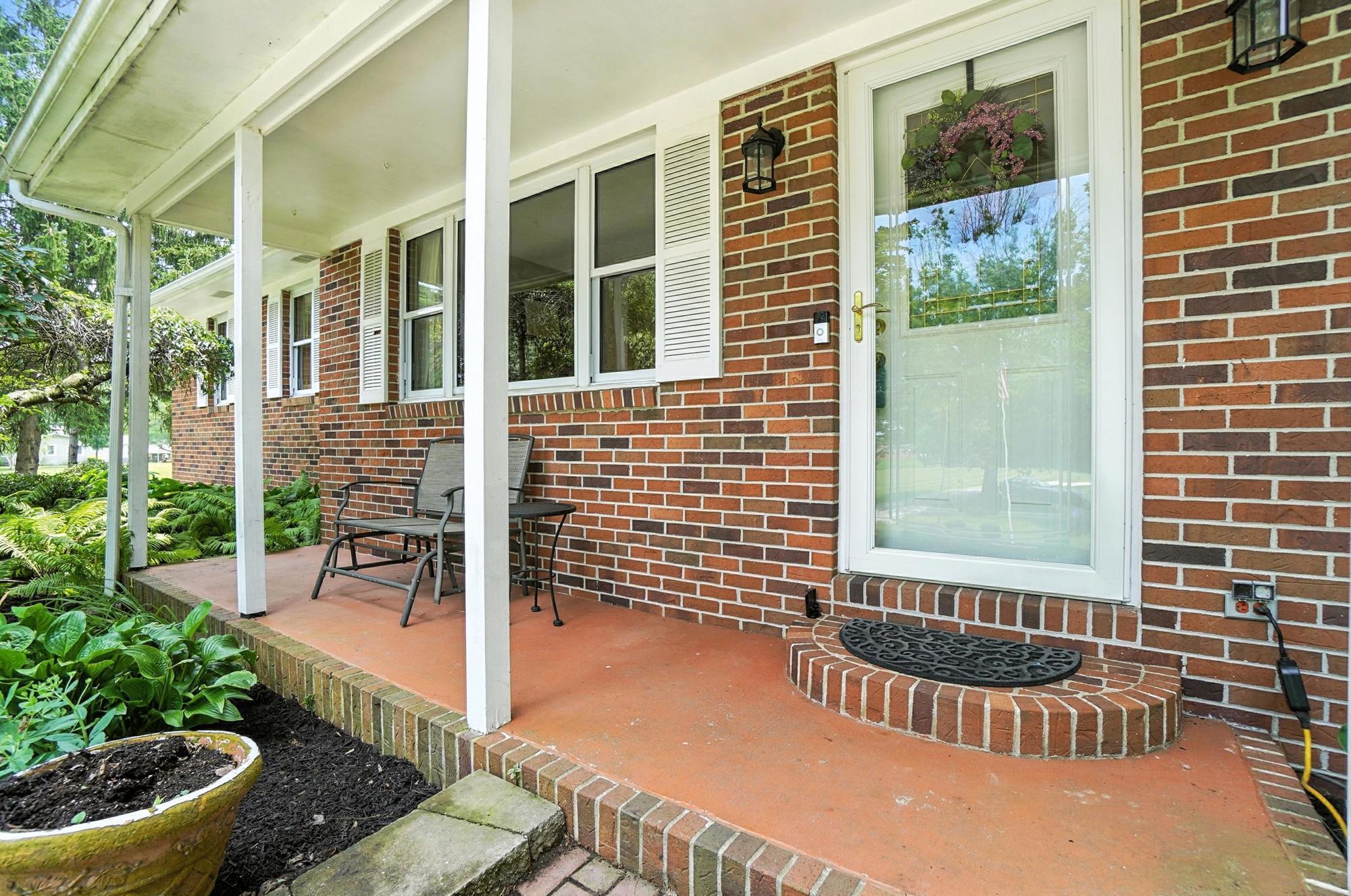 Johnstown, Ohio, 43031, United States, 3 Bedrooms Bedrooms, ,2 BathroomsBathrooms,Residential,For Sale,1896199