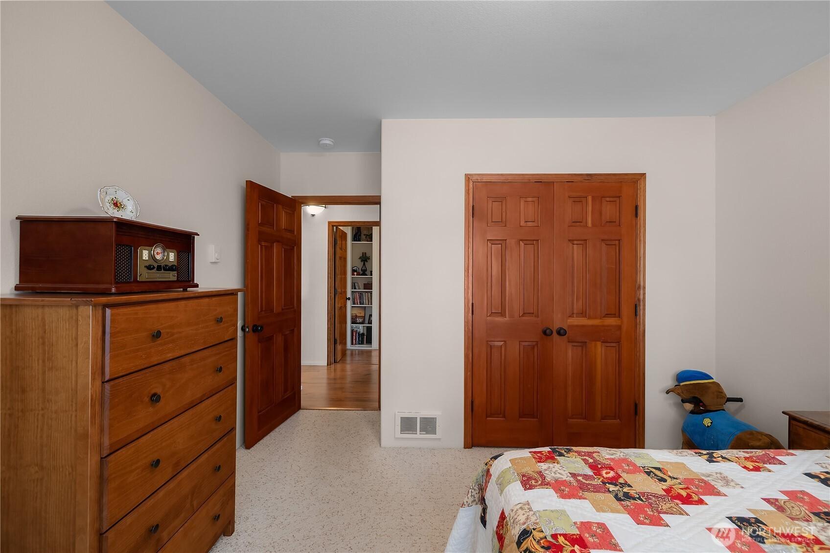 SHELTON, Washington, 98584, United States, 4 Bedrooms Bedrooms, ,4 BathroomsBathrooms,Residential,For Sale,1947710