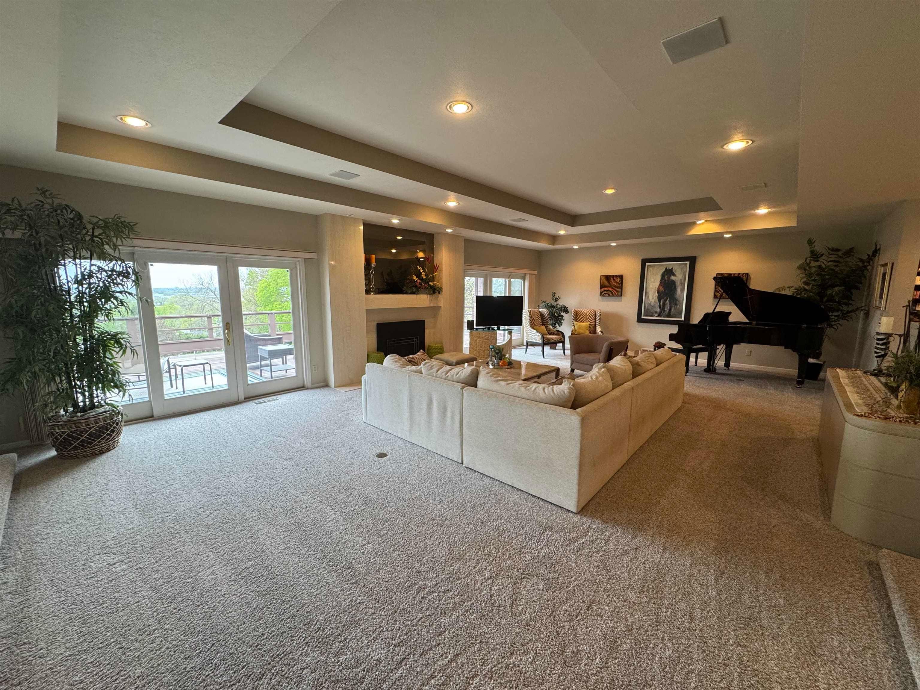 Norfolk, Nebraska, 68701-000, United States, 4 Bedrooms Bedrooms, ,3 BathroomsBathrooms,Residential,For Sale,1792775