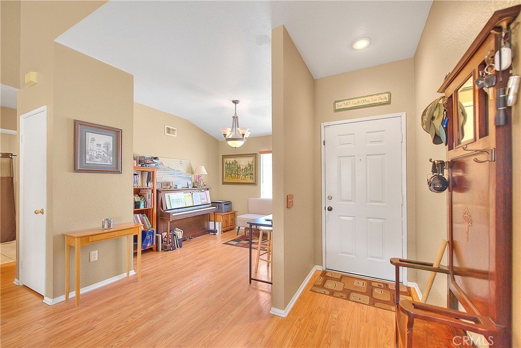 Mentone, California, 92359, United States, 3 Bedrooms Bedrooms, ,2 BathroomsBathrooms,Residential,For Sale,1923053