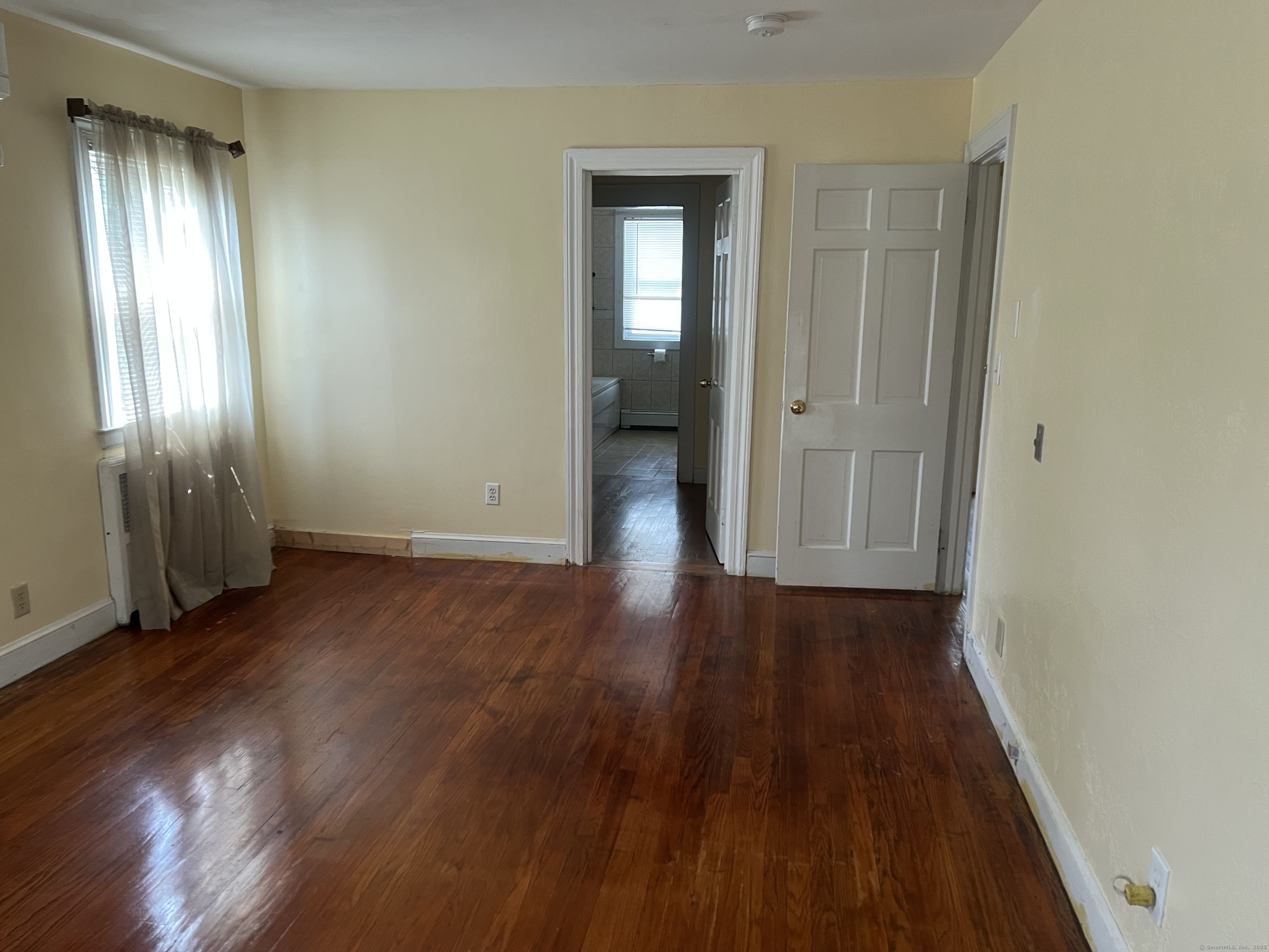 New Haven, Connecticut, 06511, United States, 5 Bedrooms Bedrooms, ,3 BathroomsBathrooms,Residential,For Sale,1826749