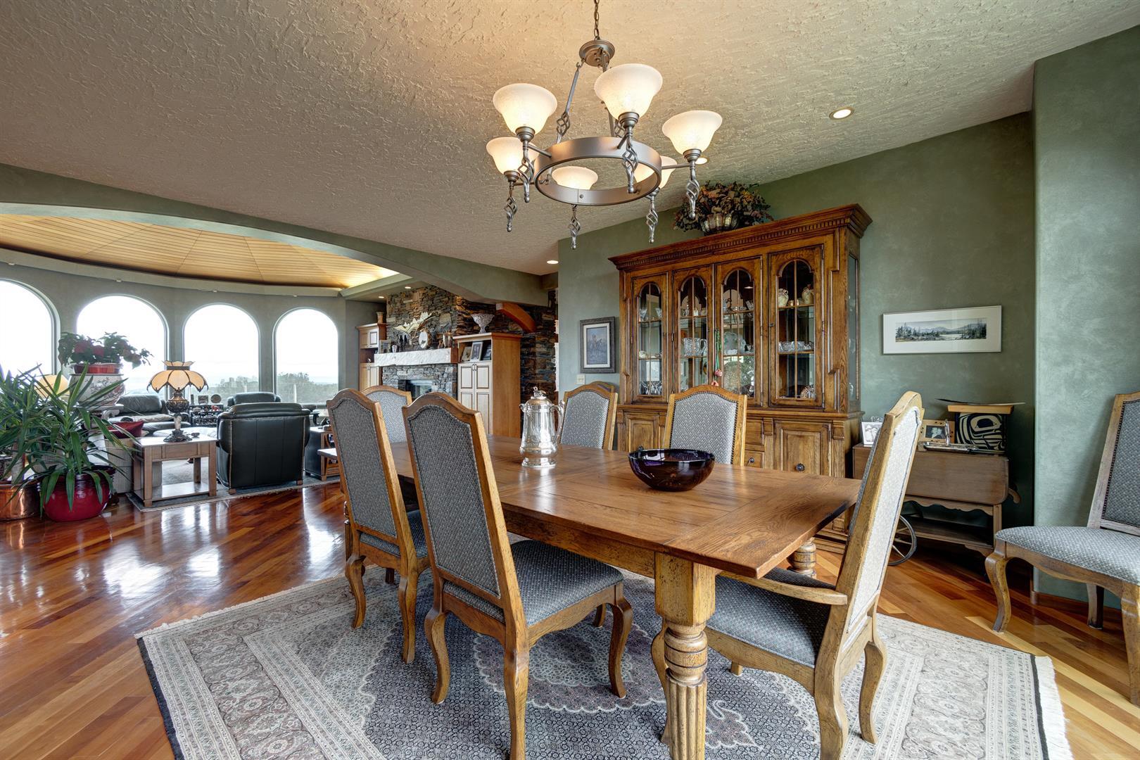 RURAL FOOTHILLS COUNTY, Alberta, T1S 4A9, CA, 3 Bedrooms Bedrooms, ,5 BathroomsBathrooms,Residential,For Sale,1838193