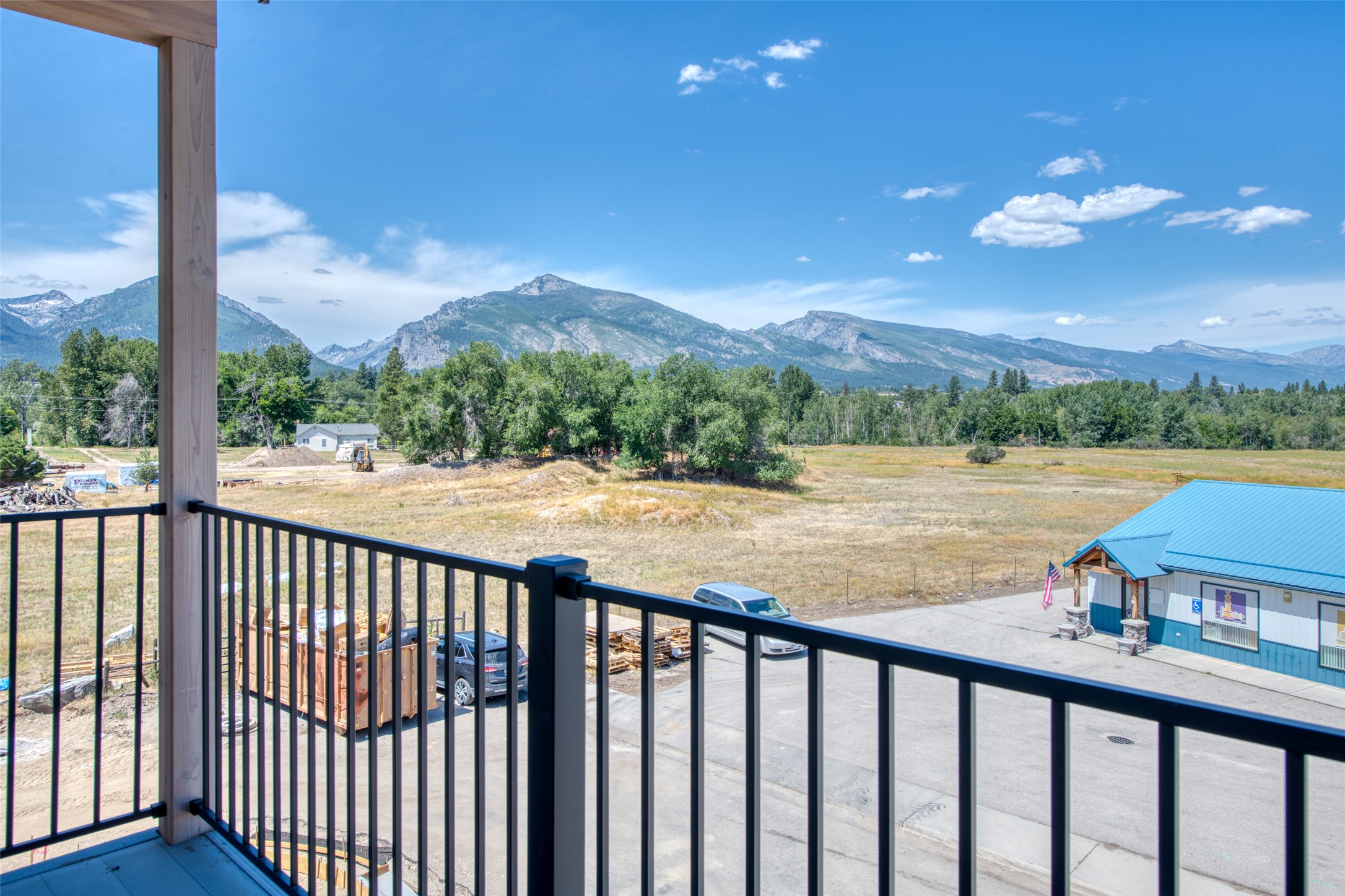   - 物件實景