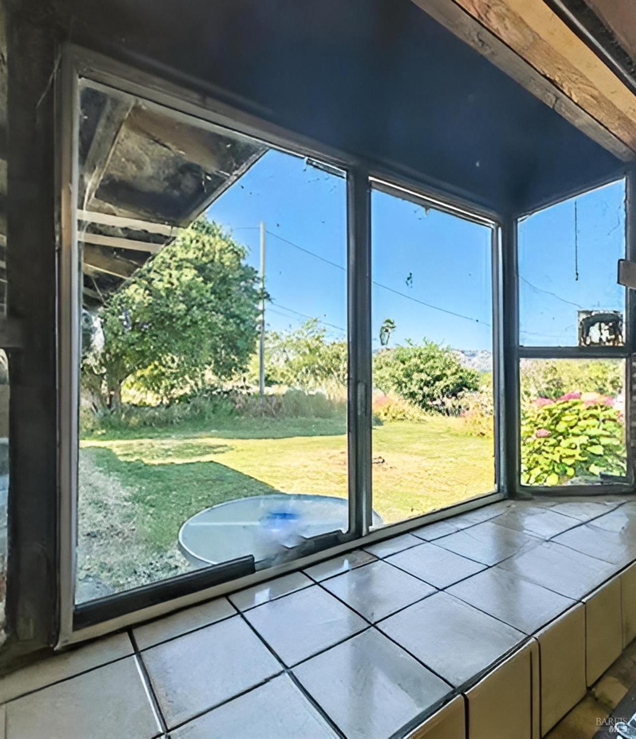 Petaluma, California, 94952, United States, 4 Bedrooms Bedrooms, ,2 BathroomsBathrooms,Residential,For Sale,1904251