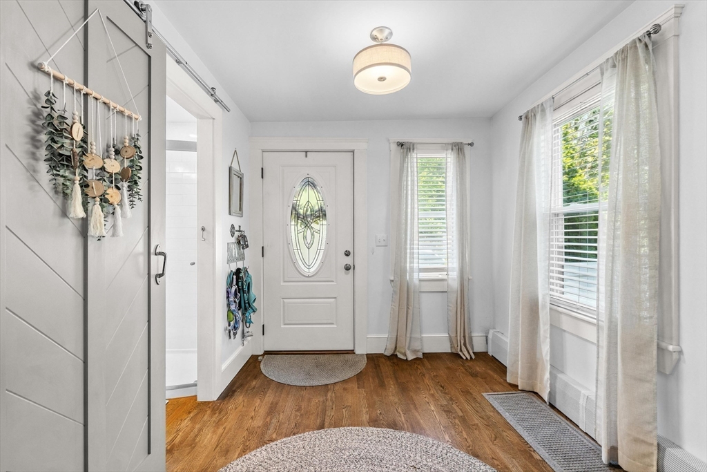 Swampscott, Massachusetts, 01907, United States, 3 Bedrooms Bedrooms, ,2 BathroomsBathrooms,Residential,For Sale,1979300