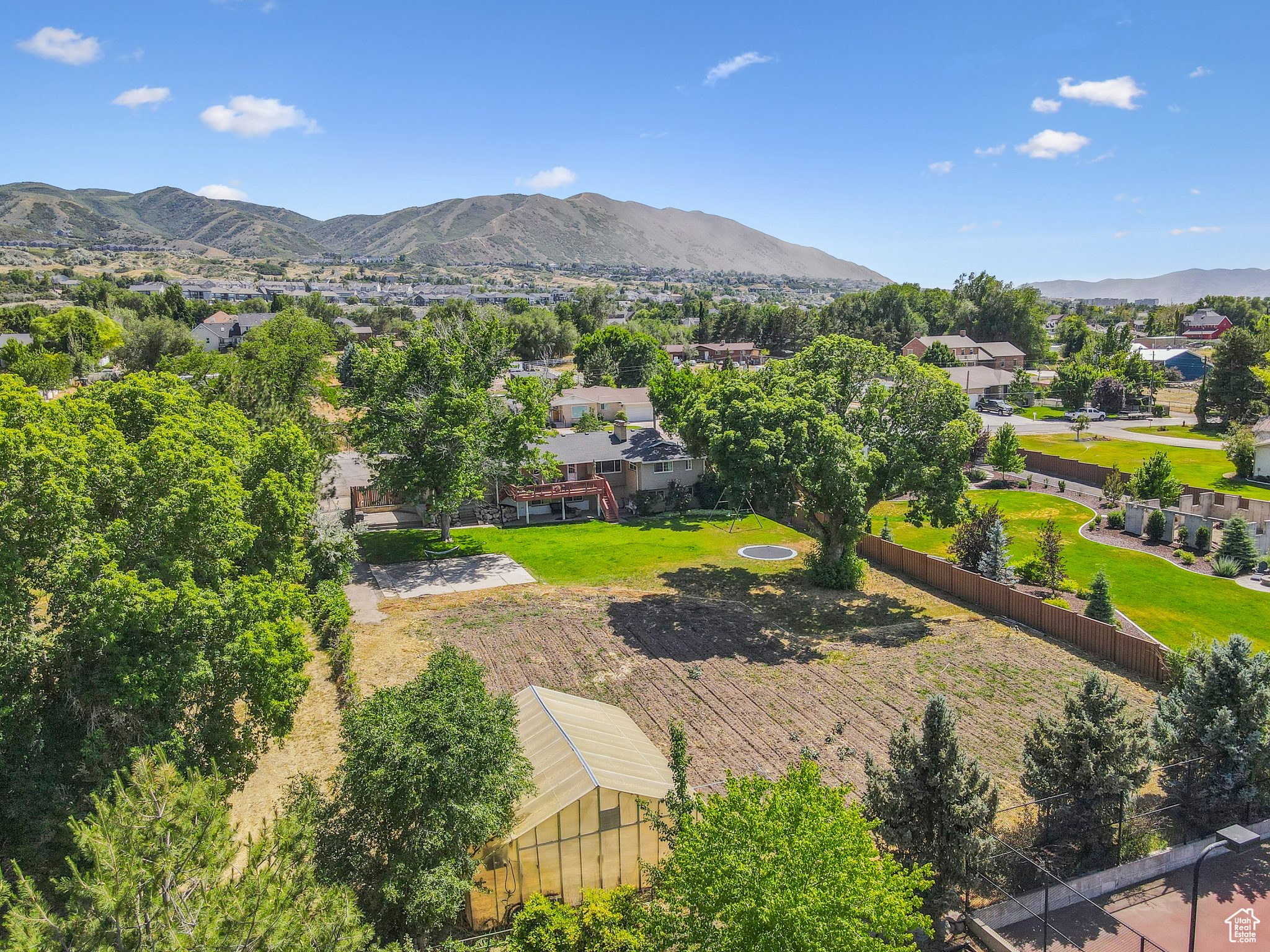 Draper, Utah, 84020, United States, 6 Bedrooms Bedrooms, ,4 BathroomsBathrooms,Residential,For Sale,1848551
