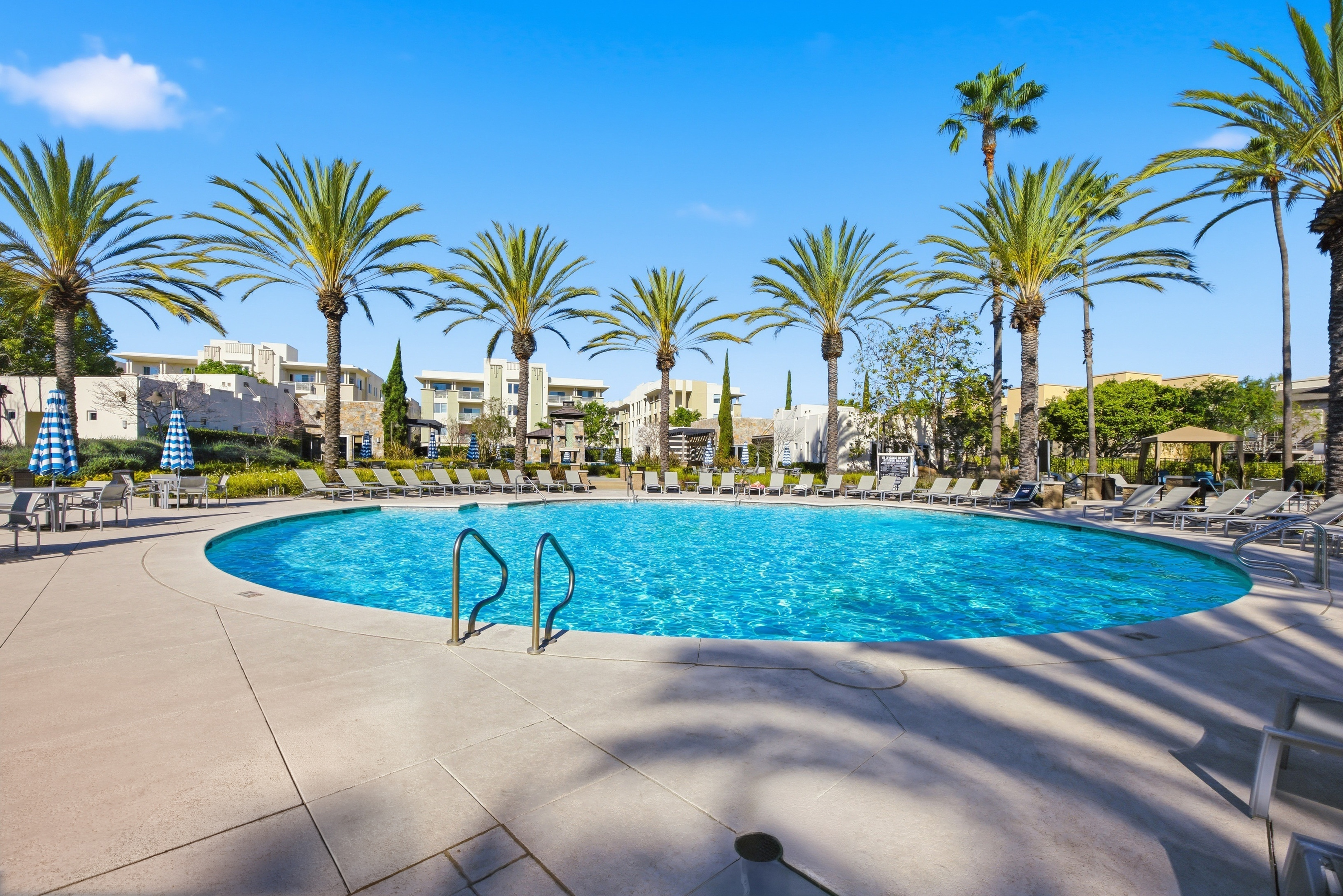  12921 union  avenue, hawthorne, ca 90250 - 物件實景