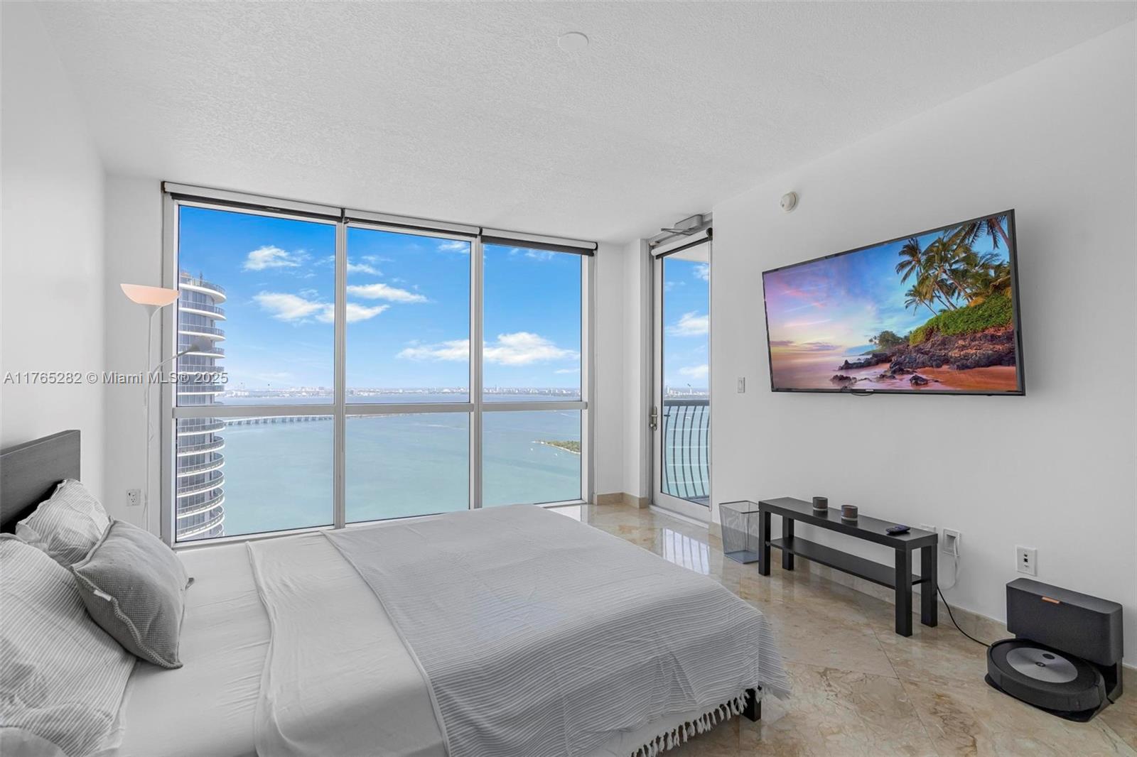 Miami, Florida, 33132, United States, 2 Bedrooms Bedrooms, ,2 BathroomsBathrooms,Residential,For Sale,1739063